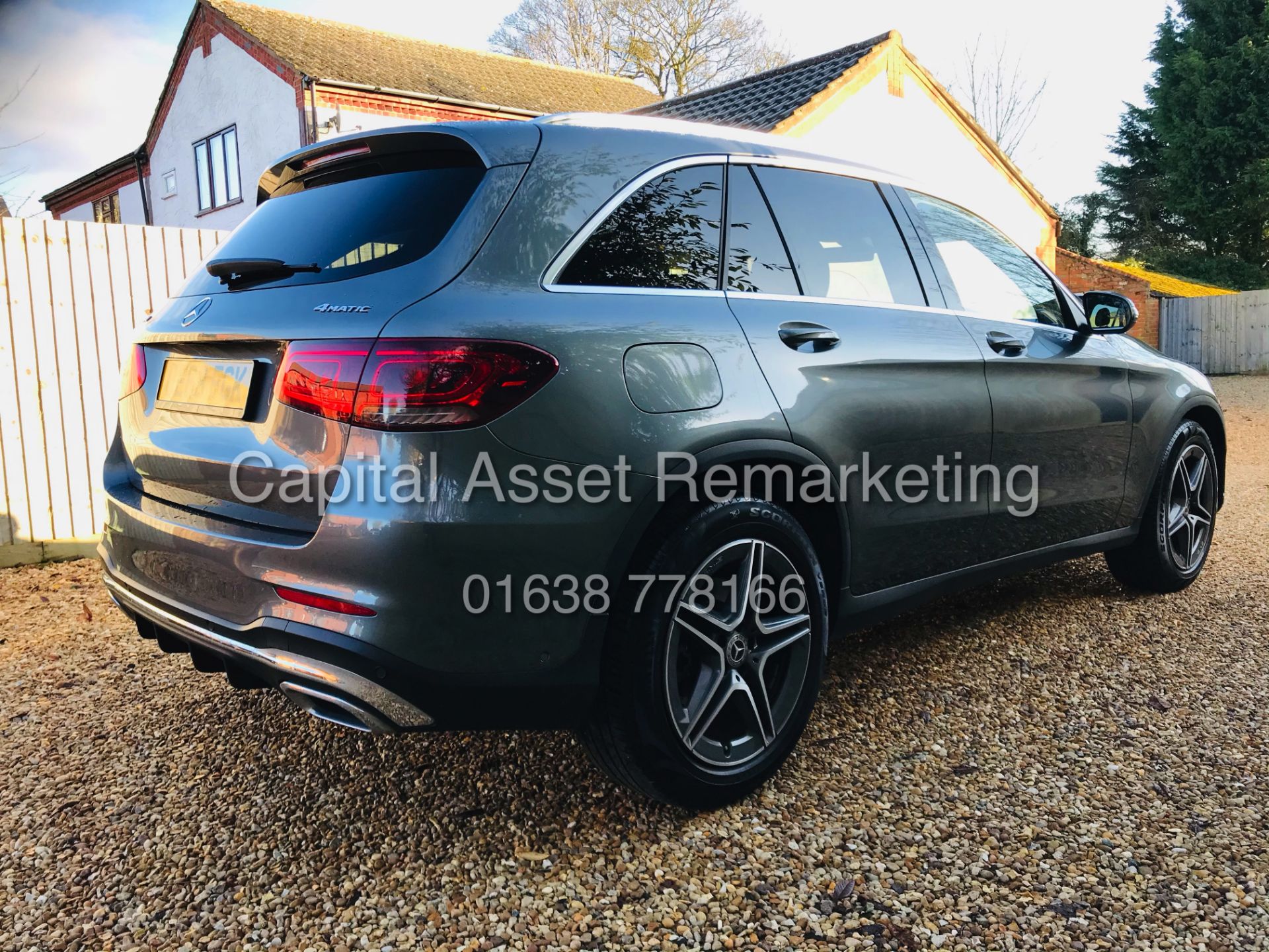 On Sale MERCEDES GLC 220d "AMG-LINE" 9G TRONIC (2020 MODEL) 1 OWNER - SAT NAV - REVERSE CAMERA - Image 6 of 37