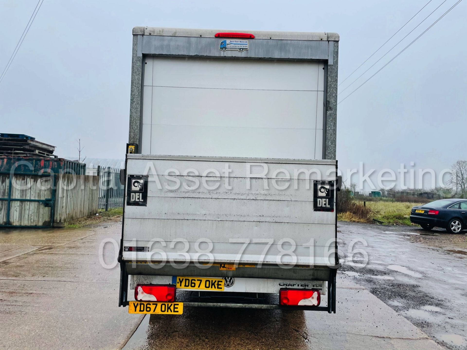 VOLKSWAGEN CRAFTER CR35 TDI BMT *LWB - LUTON / BOX VAN* (2018 -EURO 6) 'U-LEZ COMPLIANT' *TAIL-LIFT* - Image 11 of 44