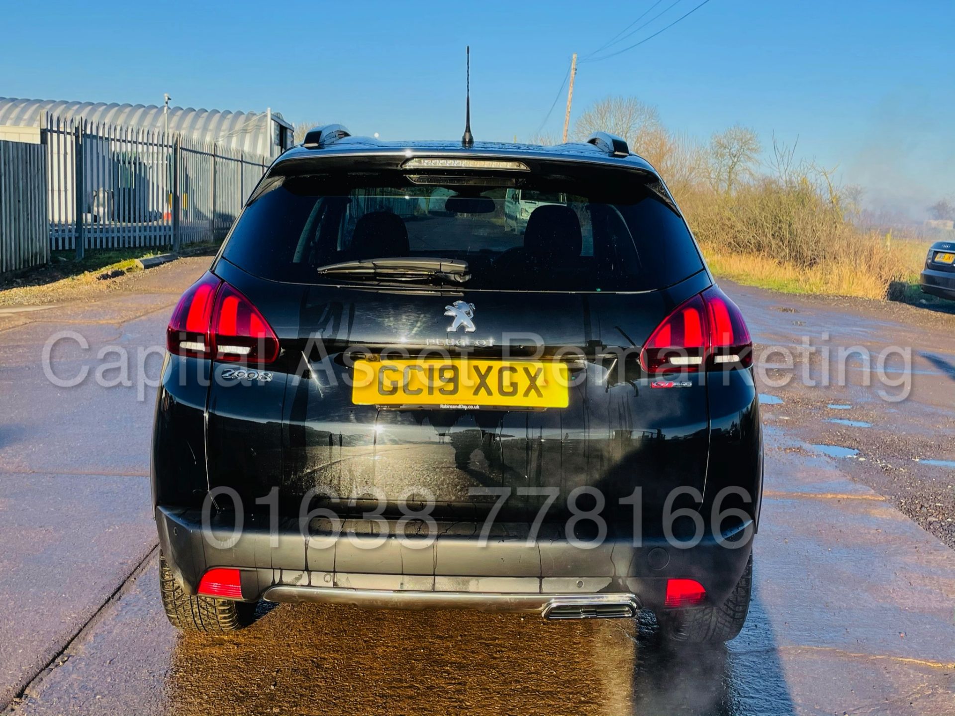 PEUGEOT 2008 *GT LINE* 5 DOOR SUV / MPV 19 REG - EURO 6) '1.5 BLUE HDI' *SAT NAV -PAN ROOF'LOW MILES - Image 11 of 41