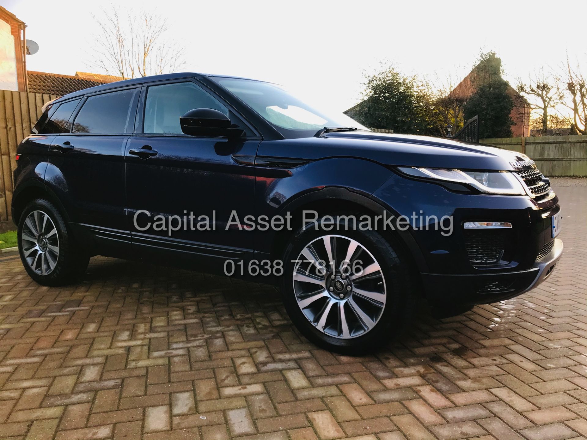 (On Sale) RANGE ROVER EVOQUE 2.0 "SE TECH" ED4 (66 REG) 5DR - 1 OWNER *PAN ROOF* NAV - FULL LEATHER