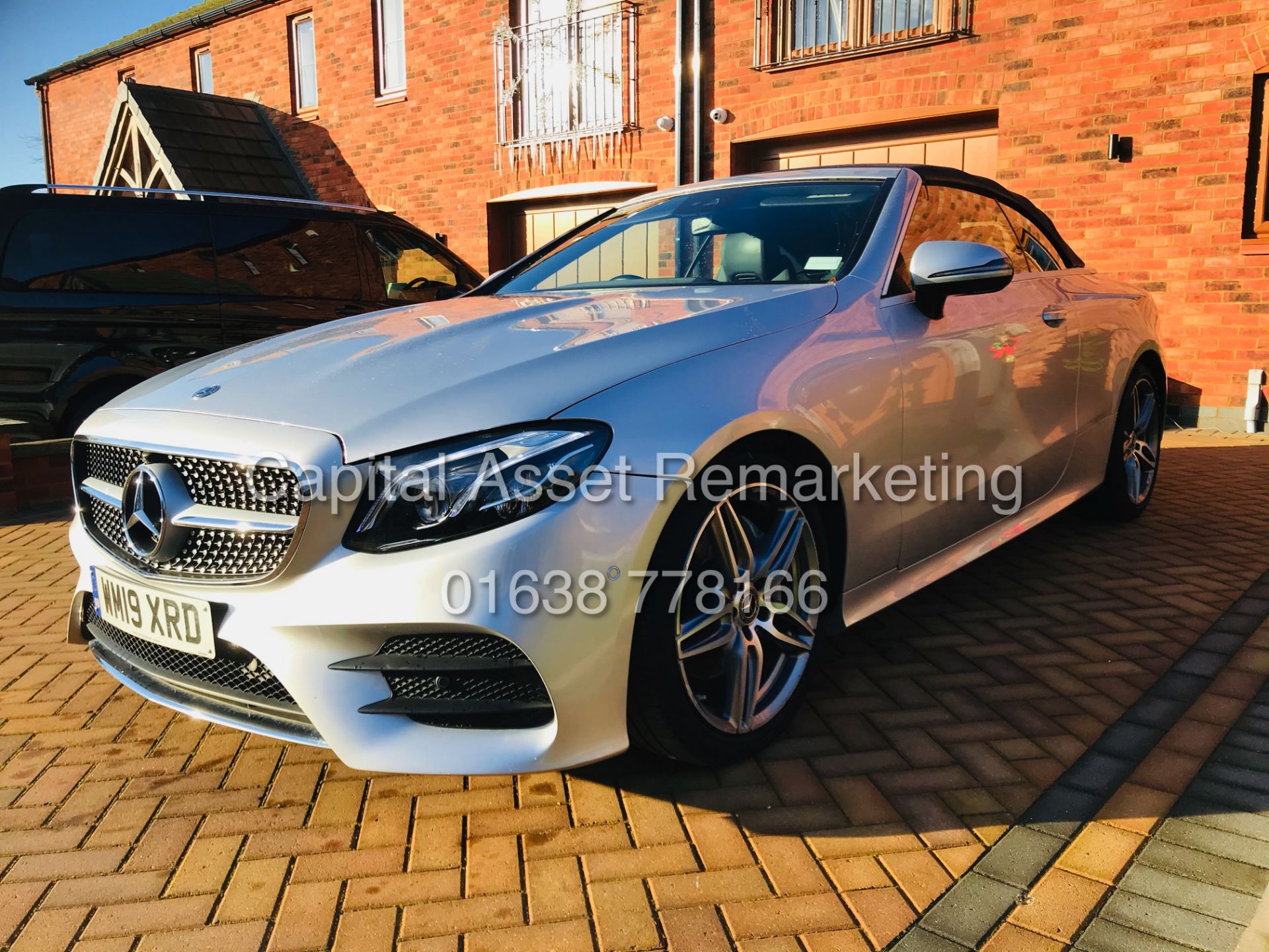 (ON SALE) MERCEDES E220d "AMG-LINE / PREMIUM" 9G CABRIOLET (19 REG) COMAND - AIR SCARF - 360 CAMERA - Image 10 of 51