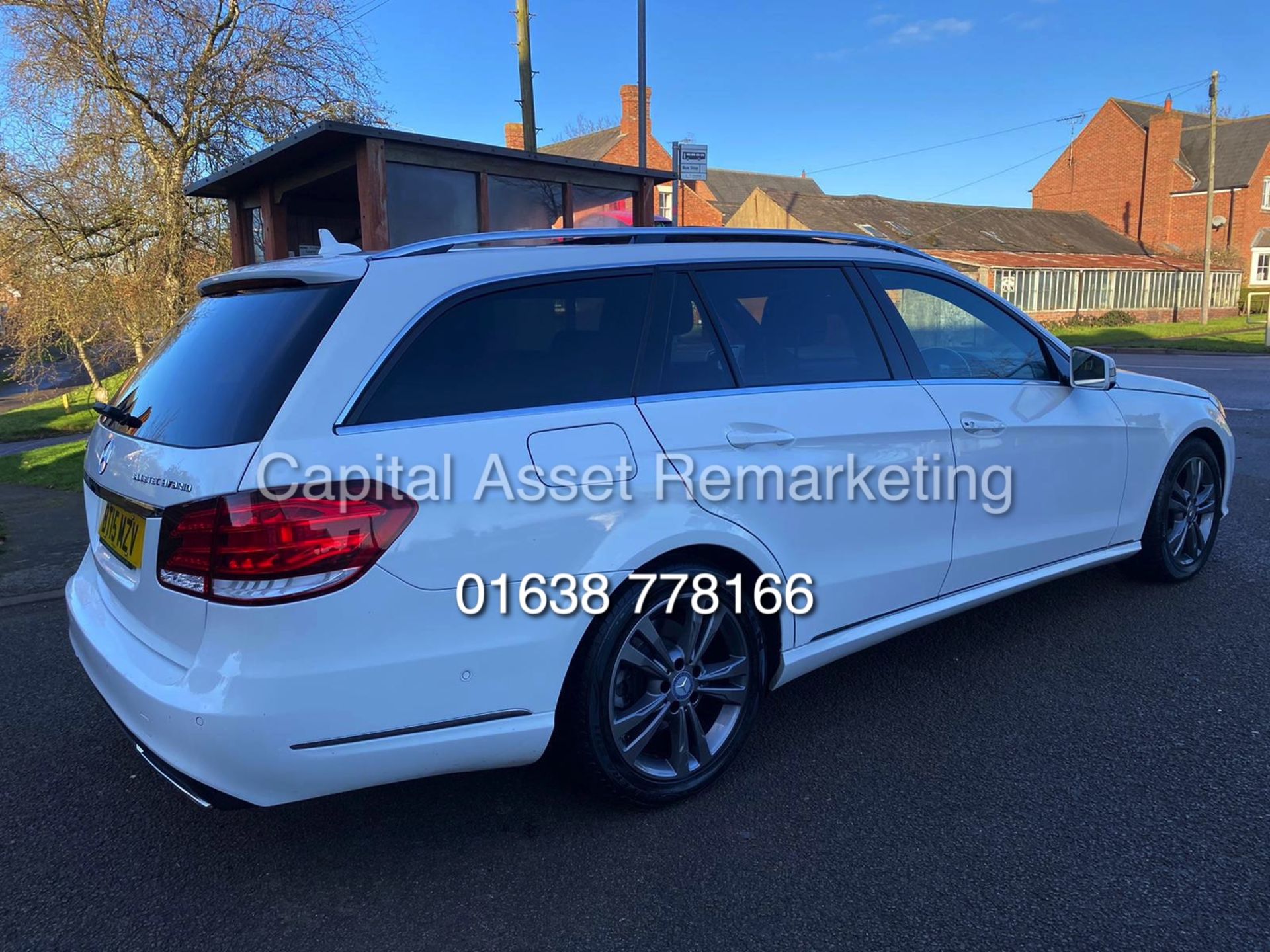 ON SALE MERCEDES E300 DIESEL HYBRID "PREMIUM" ESTATE (15 REG) MASSIVE SPEC *PAN ROOF* LEATHER - - Image 9 of 29