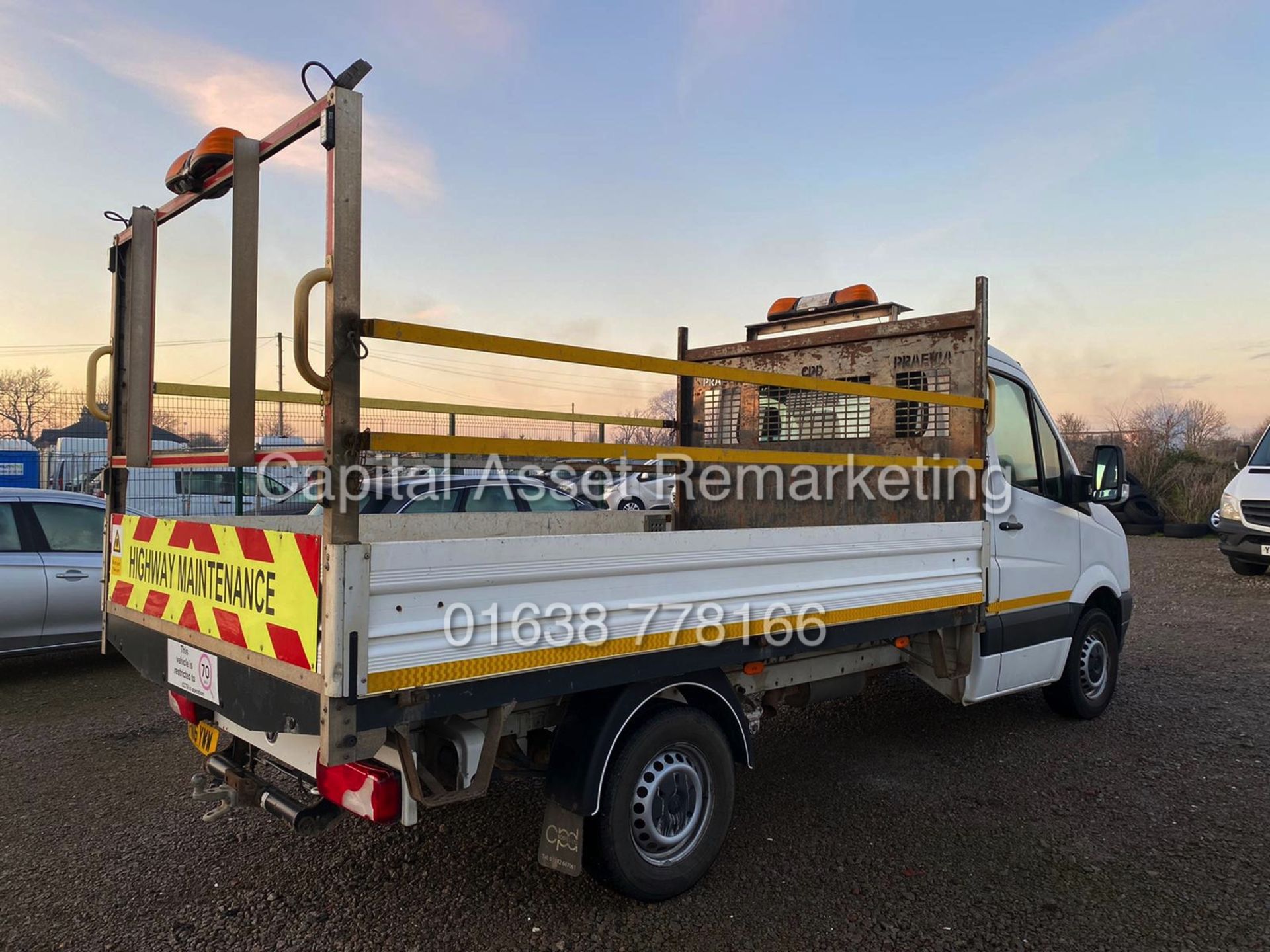 On Sale VOLKSWAGEN CRAFTER 2.0TDI CR35 DROPSIDE (16 REG) 1 OWNER - CRUISE - ELEC PACK - SIDE TOOLBOX - Image 5 of 20