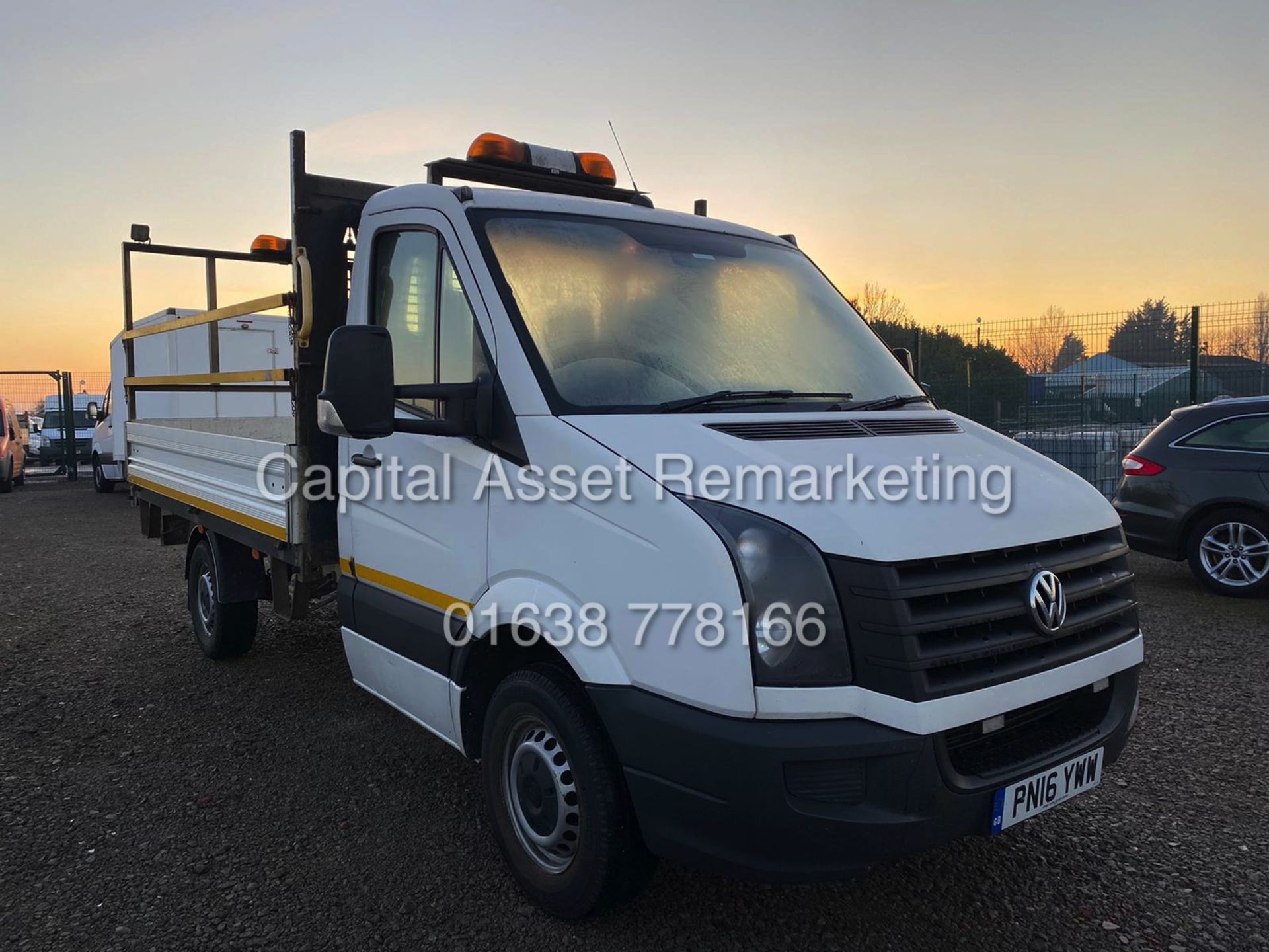 On Sale VOLKSWAGEN CRAFTER 2.0TDI CR35 DROPSIDE (16 REG) 1 OWNER - CRUISE - ELEC PACK - SIDE TOOLBOX - Image 4 of 20