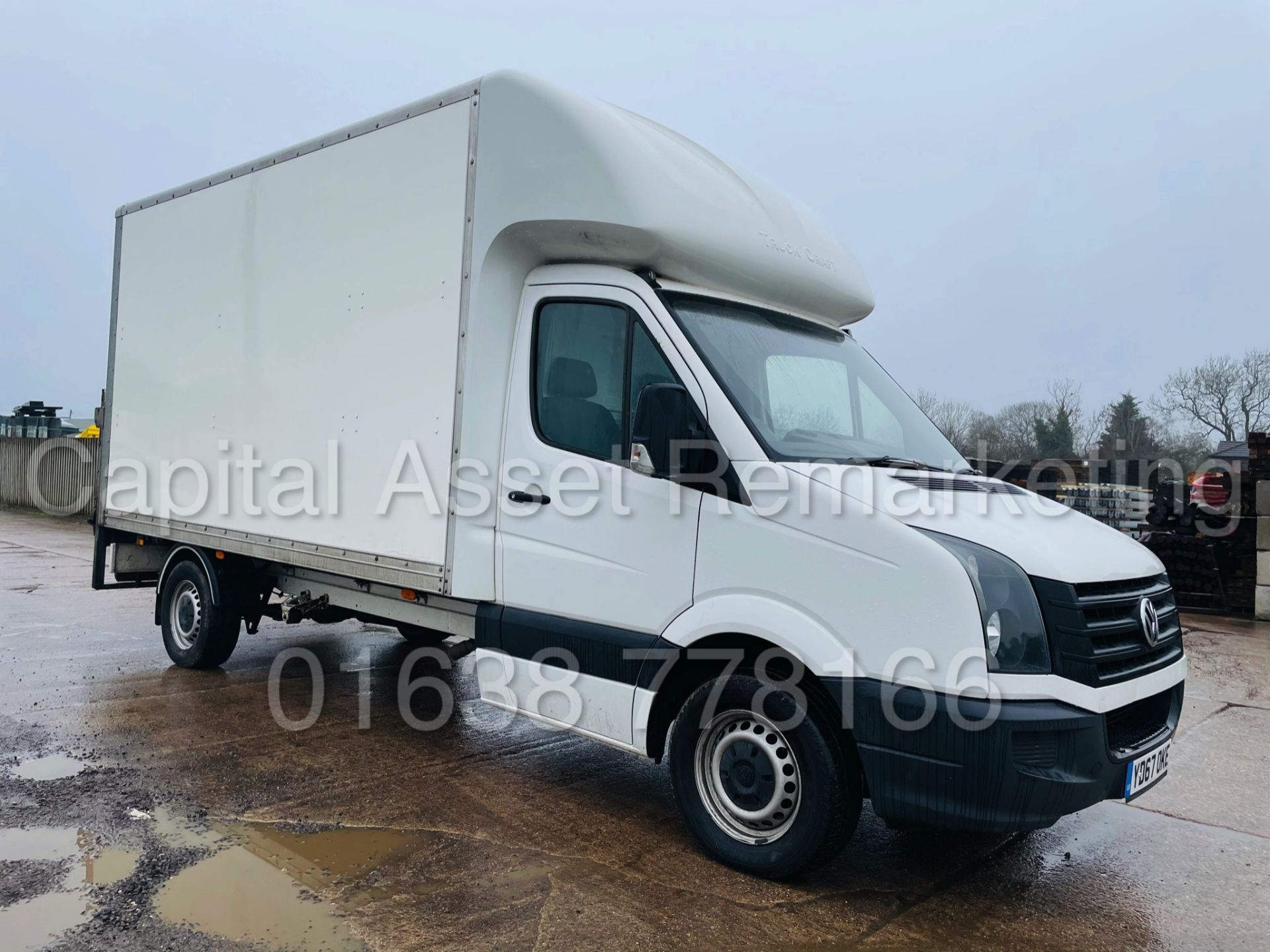 VOLKSWAGEN CRAFTER CR35 TDI BMT *LWB - LUTON / BOX VAN* (2018 -EURO 6) 'U-LEZ COMPLIANT' *TAIL-LIFT* - Image 2 of 44