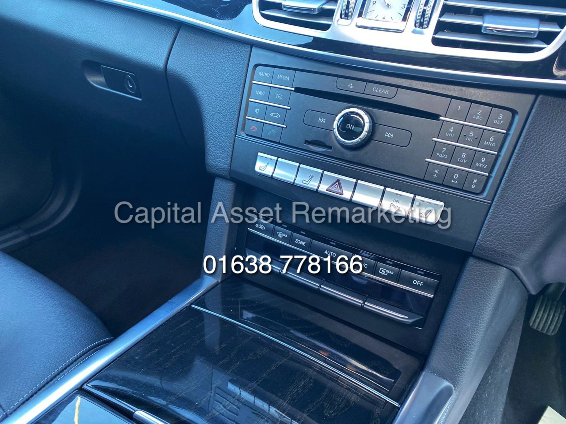 ON SALE MERCEDES E300 DIESEL HYBRID "PREMIUM" ESTATE (15 REG) MASSIVE SPEC *PAN ROOF* LEATHER - - Image 24 of 29