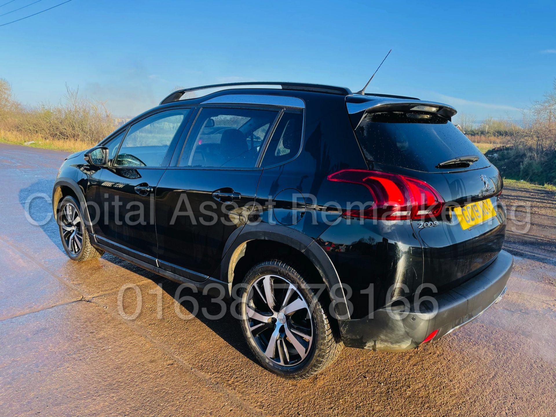 PEUGEOT 2008 *GT LINE* 5 DOOR SUV / MPV 19 REG - EURO 6) '1.5 BLUE HDI' *SAT NAV -PAN ROOF'LOW MILES - Image 9 of 41