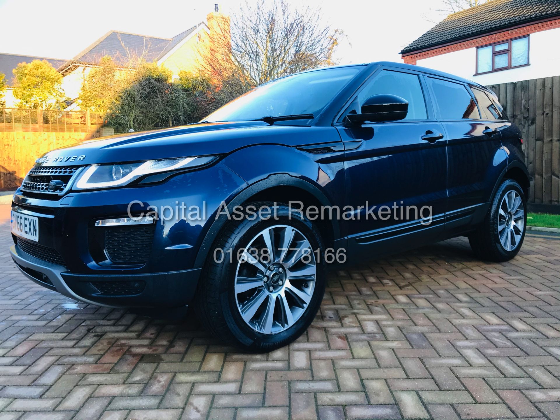 (On Sale) RANGE ROVER EVOQUE 2.0 "SE TECH" ED4 (66 REG) 5DR - 1 OWNER *PAN ROOF* NAV - FULL LEATHER - Image 3 of 32