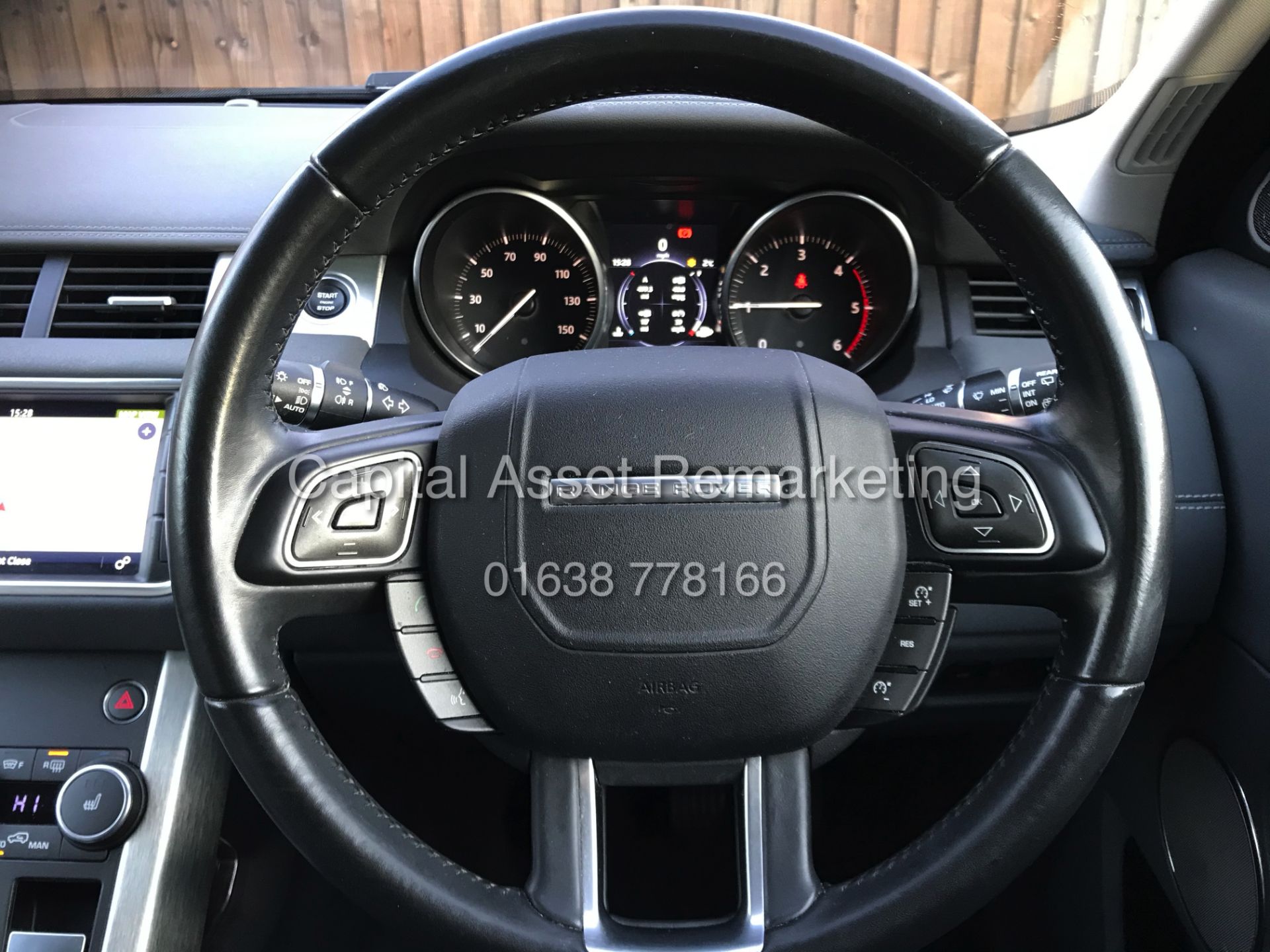 (On Sale) RANGE ROVER EVOQUE 2.0 "SE TECH" ED4 (66 REG) 5DR - 1 OWNER *PAN ROOF* NAV - FULL LEATHER - Image 17 of 32