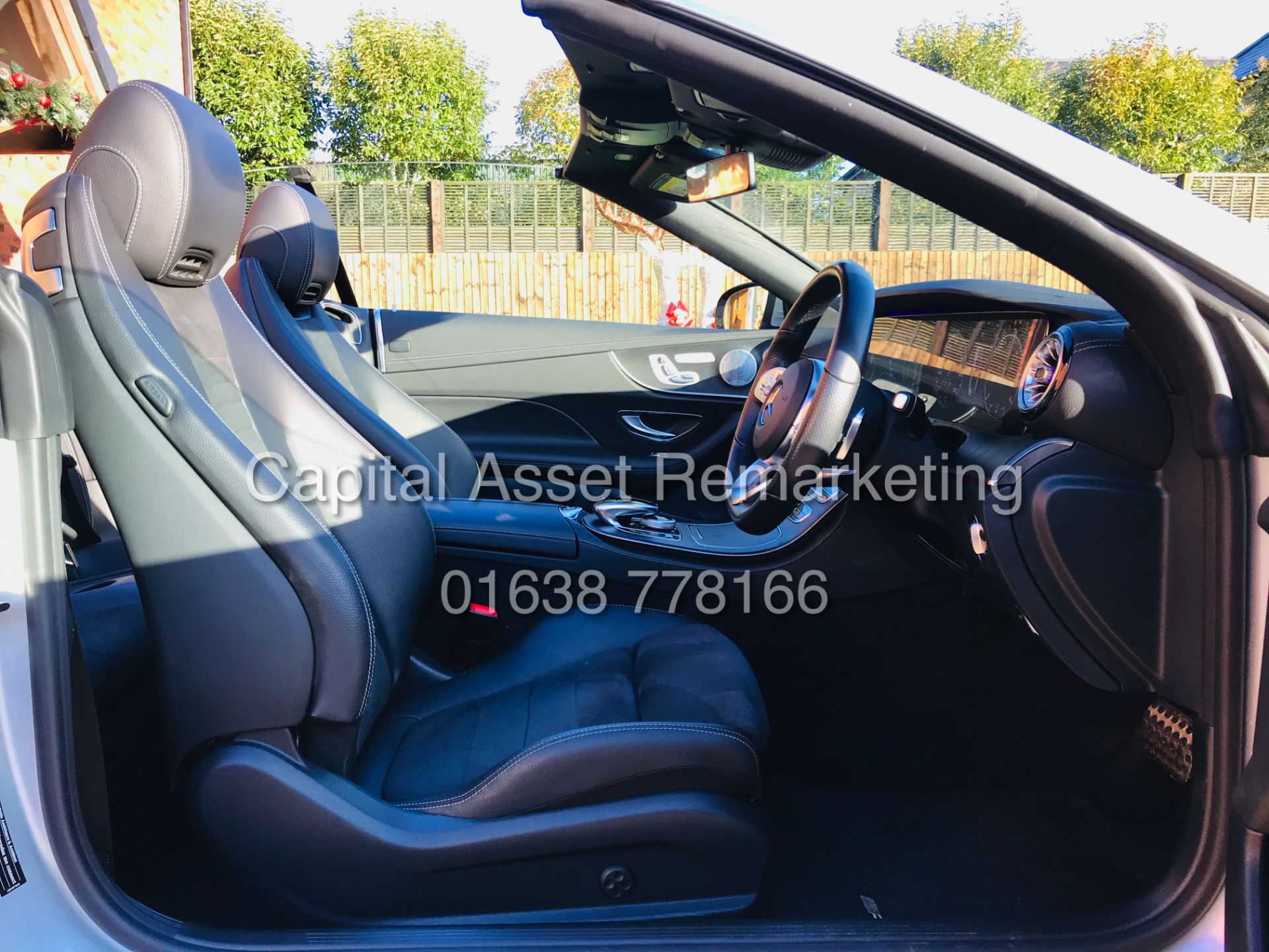 (ON SALE) MERCEDES E220d "AMG-LINE / PREMIUM" 9G CABRIOLET (19 REG) COMAND - AIR SCARF - 360 CAMERA - Image 21 of 51