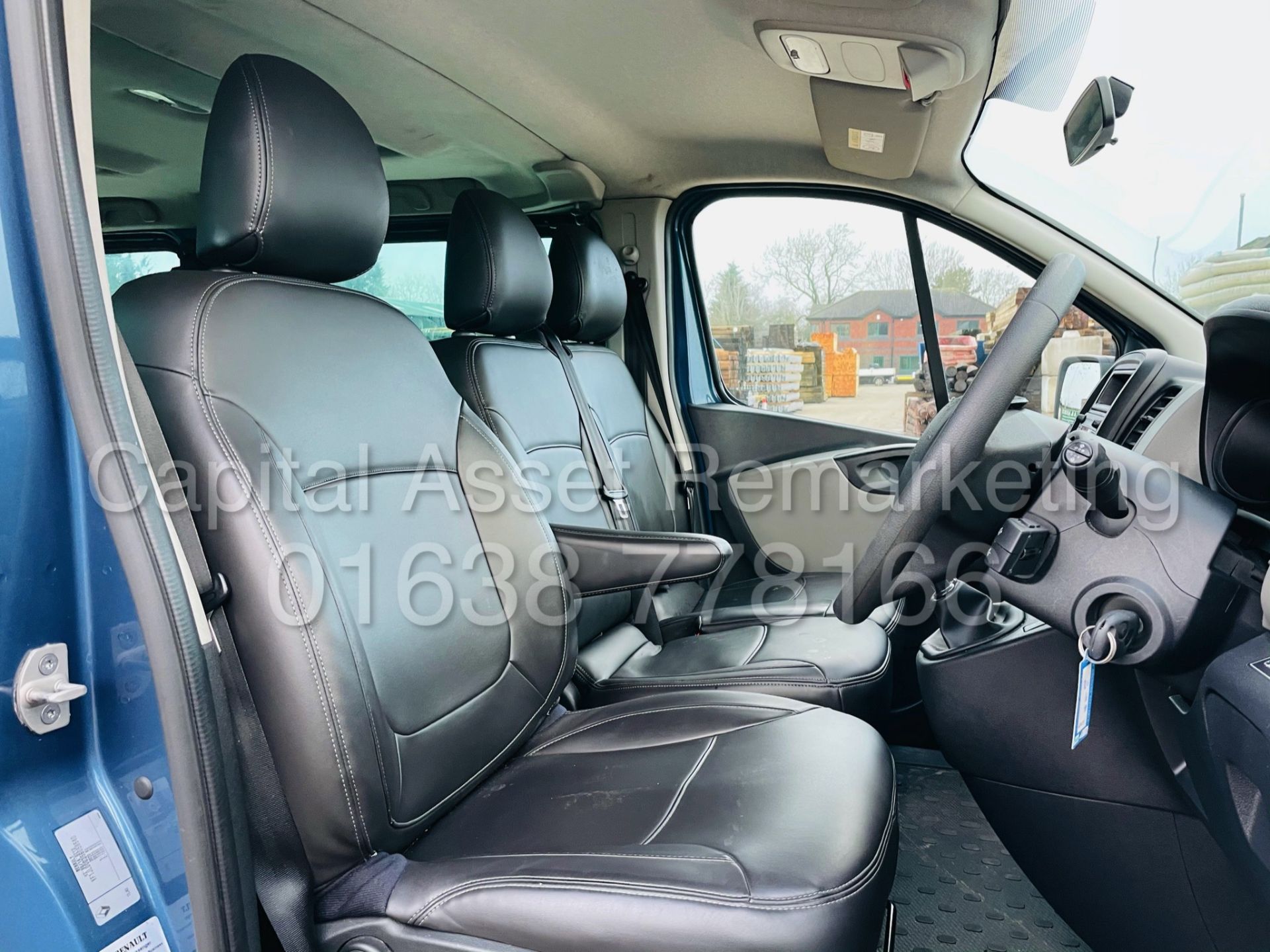 RENAULT TRAFIC *LWB - 9 SEATER MPV / BUS* (2017 - EURO 6) '1.6 DCI - 6 SPEED' *AIR CON* (NO VAT) - Image 33 of 47