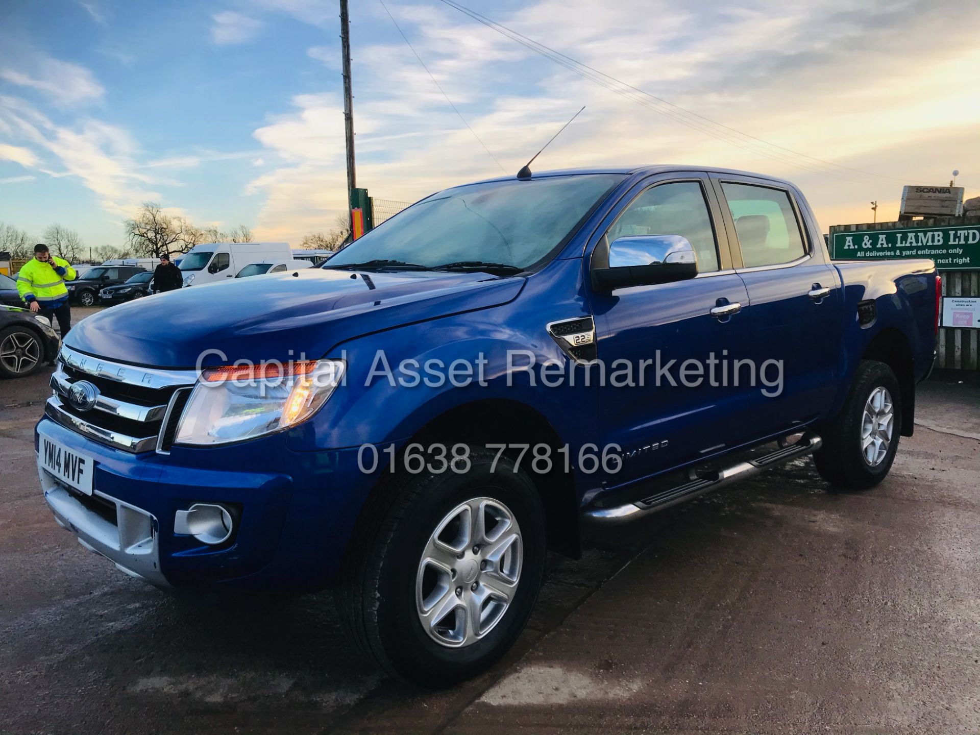 ON SALE FORD RANGER 2.2TDCI "LIMITED" AUTO D/C (14 REG) FULL LEATHER *SAT NAV* CLIMATE & AC - CRUISE - Image 4 of 25