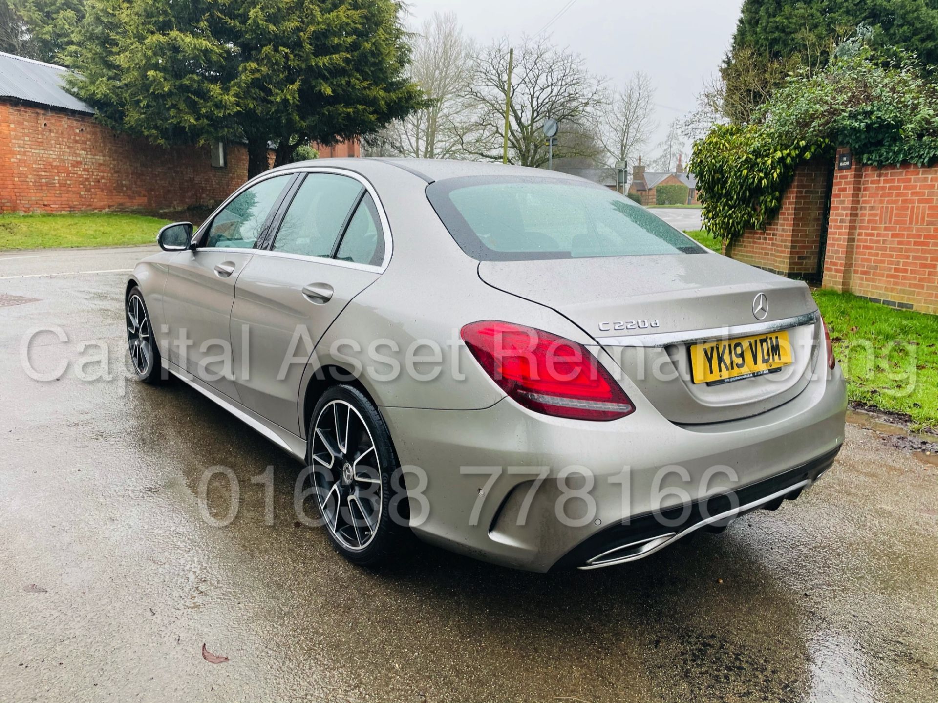 (On Sale) MERCEDES-BENZ C220D *AMG- PREMIUM* (2019 - NEW MODEL) '9-G TRONIC-SAT NAV' *ULTIMATE SPEC* - Image 10 of 52