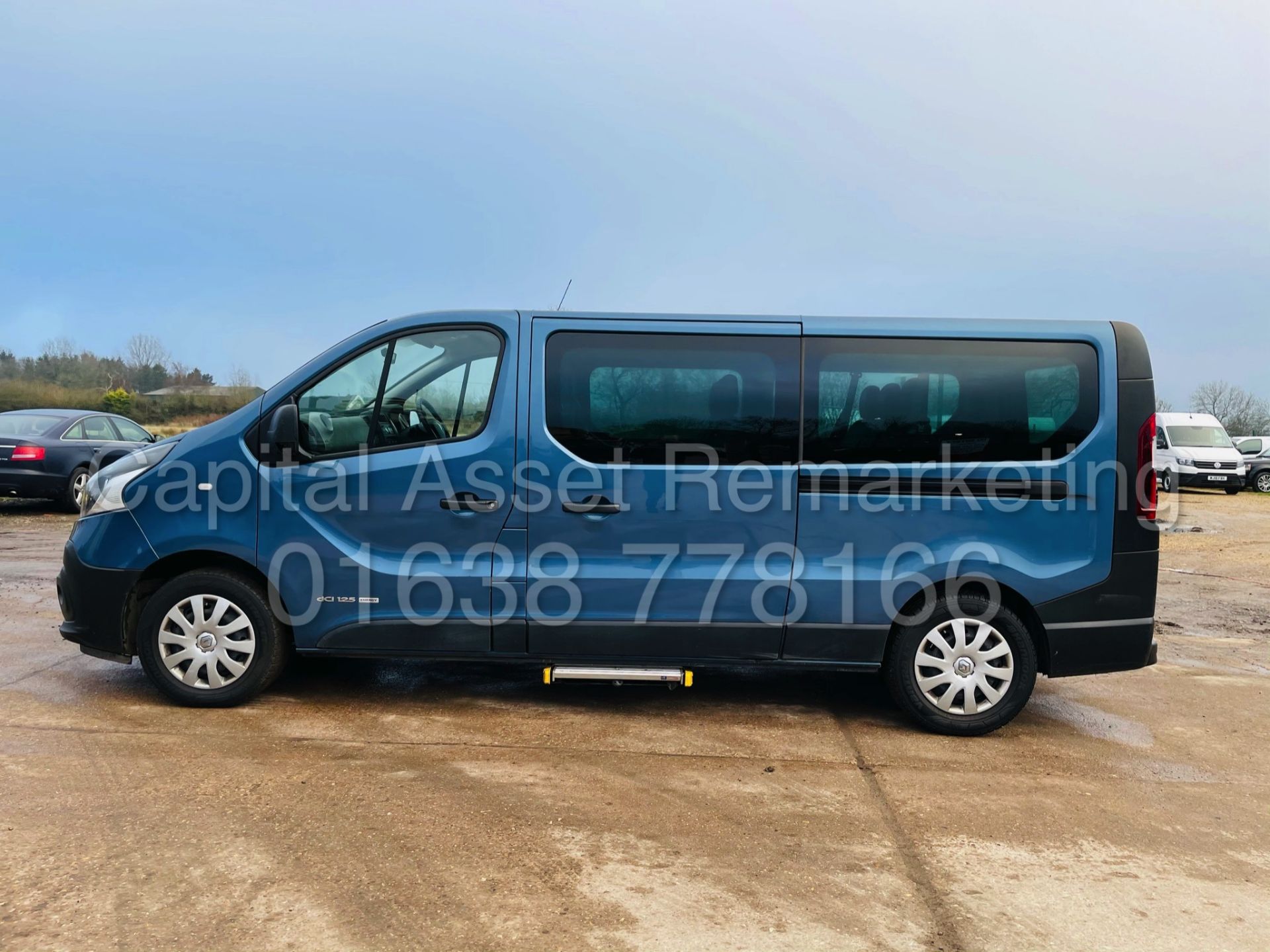 RENAULT TRAFIC *LWB - 9 SEATER MPV / BUS* (2017 - EURO 6) '1.6 DCI - 6 SPEED' *AIR CON* (NO VAT) - Image 4 of 47