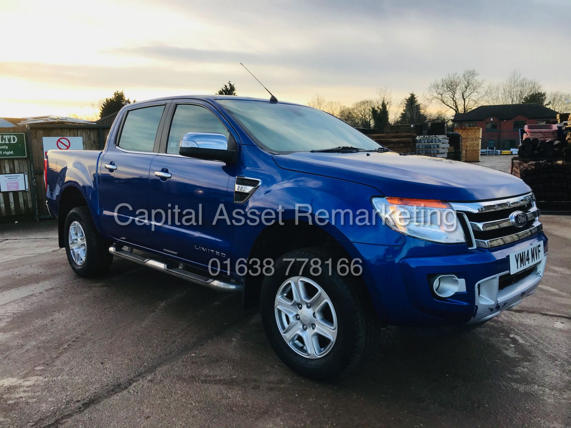 ON SALE FORD RANGER 2.2TDCI "LIMITED" AUTO D/C (14 REG) FULL LEATHER *SAT NAV* CLIMATE & AC - CRUISE - Image 2 of 25