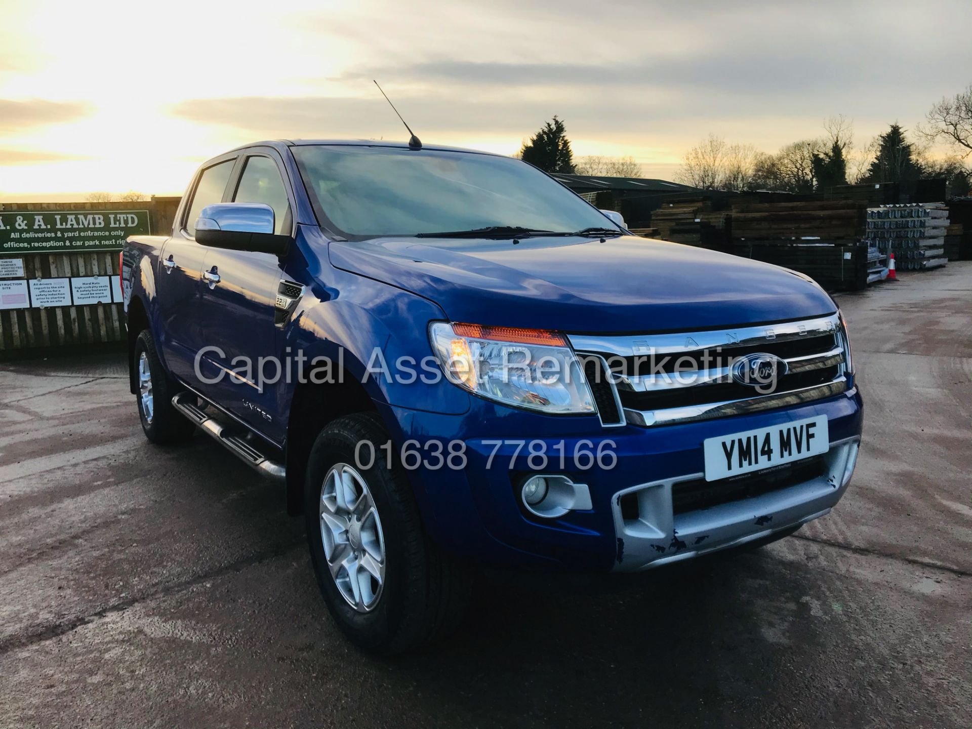 ON SALE FORD RANGER 2.2TDCI "LIMITED" AUTO D/C (14 REG) FULL LEATHER *SAT NAV* CLIMATE & AC - CRUISE - Image 3 of 25