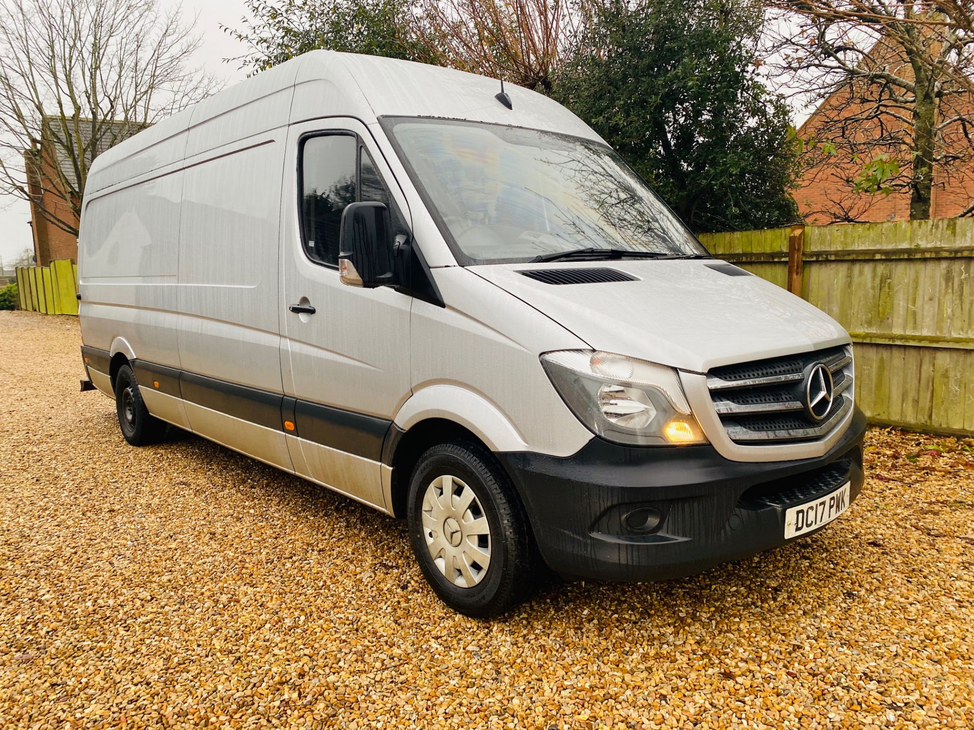 ON SALE MERCEDES SPRINTER 314CDI "LWB HIGH TOP" PREMIUM MODEL - 17 REG - EURO 6 - SAT NAV - AIR CON - Image 6 of 15