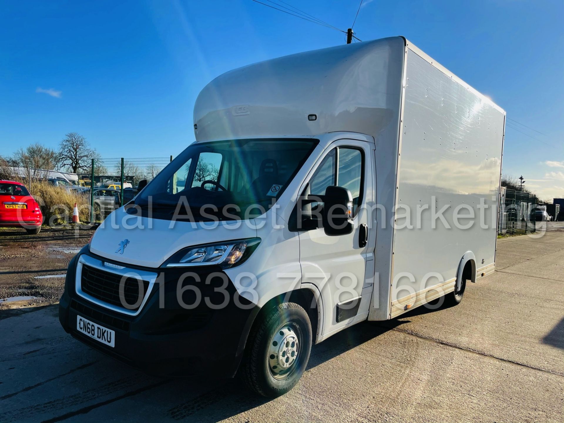 PEUGEOT BOXER 335 *LWB - LO LOADER / LUTON BOX VAN* (2019-EURO 6) '2.0 BLUE HDI - 6 SPEED' (1 OWNER) - Image 2 of 39