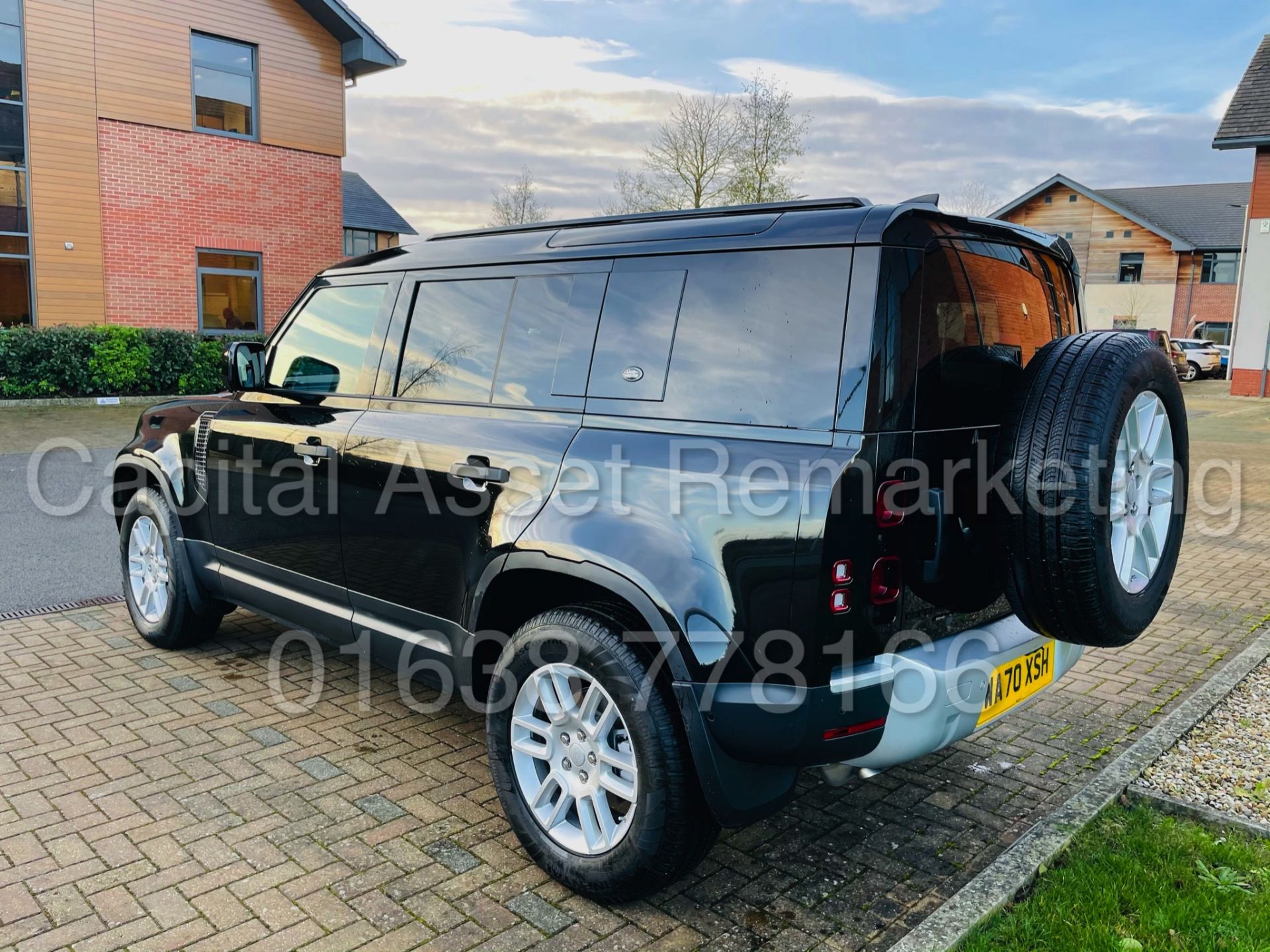 (On Sale) LAND ROVER DEFENDER 110 *BLACK* (70 REG - NEW MODEL) '2.0 DIESEL-240 BHP-AUTO' *HUGE SPEC* - Image 5 of 61