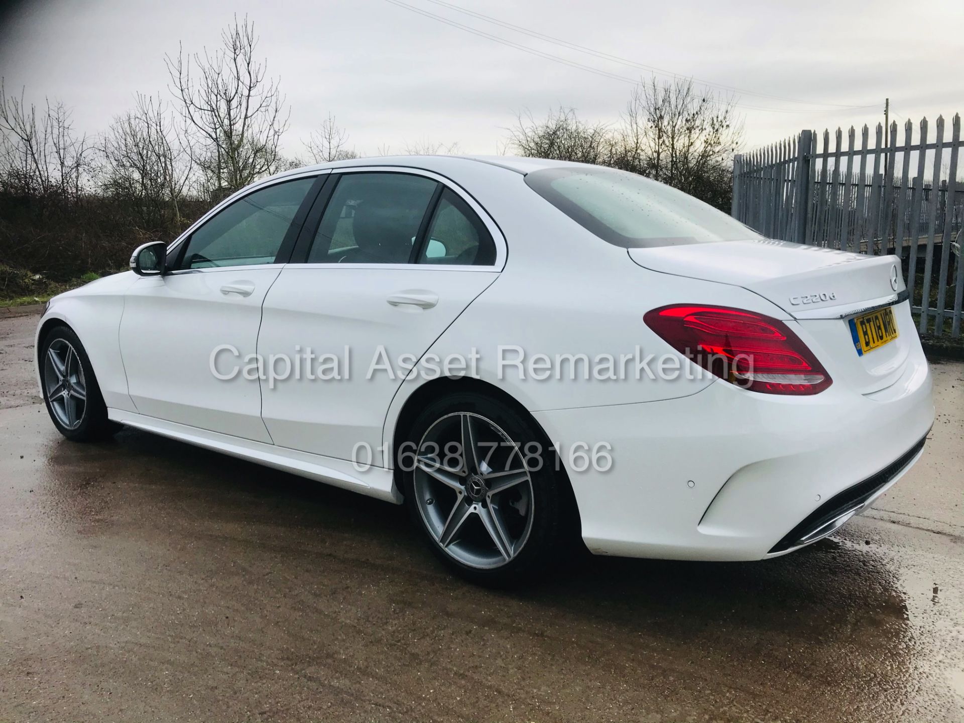 (On Sale) MERCEDES C220d "AMG-LINE" 9G TRONIC (18 REG) SAT NAV - LEATHER - STOP/START *GREAT SPEC* - Image 7 of 36