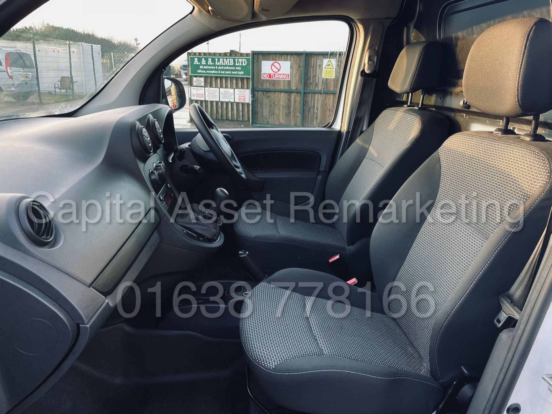 On Sale MERCEDES-BENZ CITAN 109 CDI *LWB - PANEL VAN* (2018 - EURO 6) 'STOP / START' (1 OWNER) - Image 20 of 36