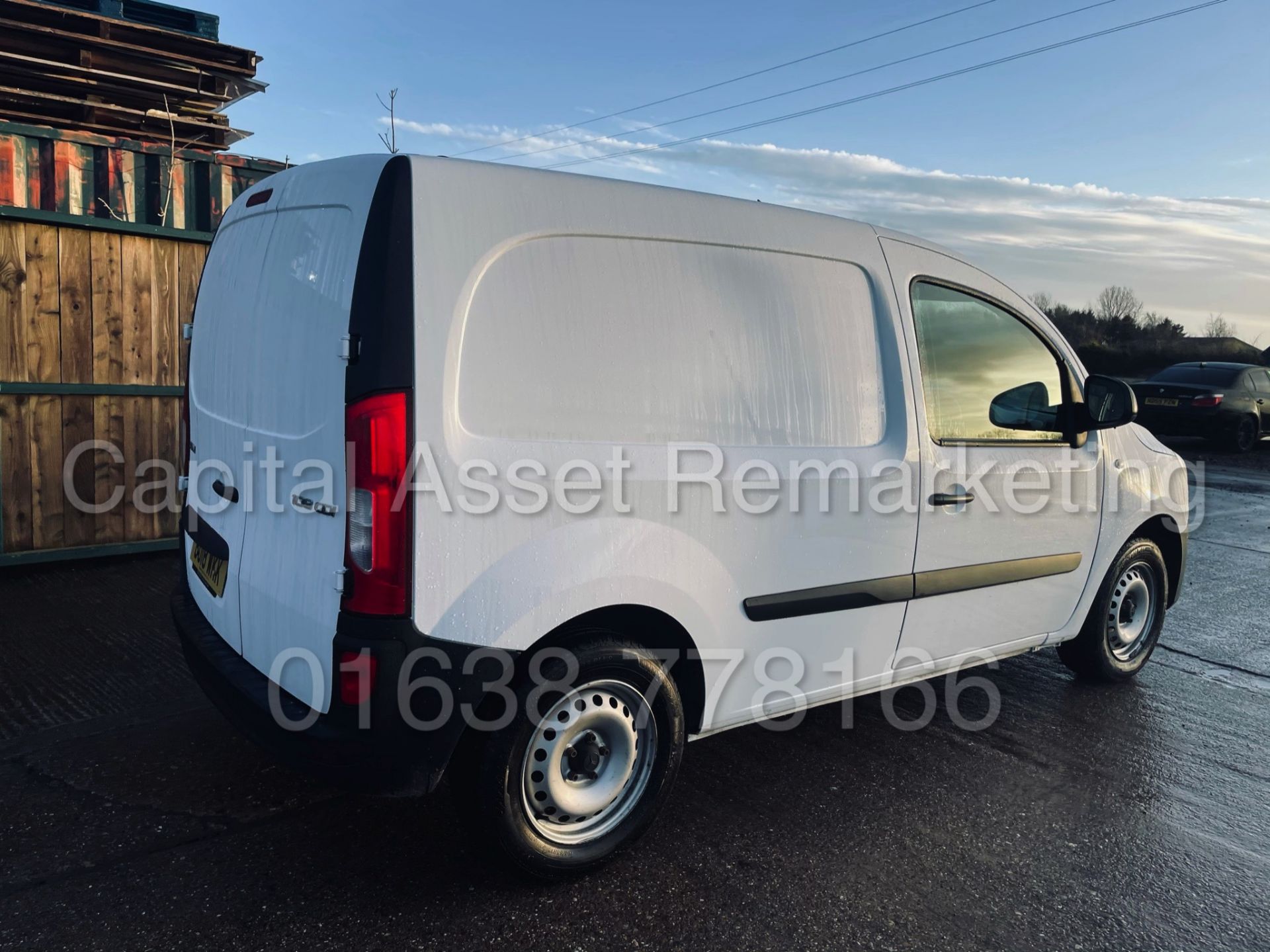 On Sale MERCEDES-BENZ CITAN 109 CDI *LWB - PANEL VAN* (2018 - EURO 6) 'STOP / START' (1 OWNER) - Image 9 of 36