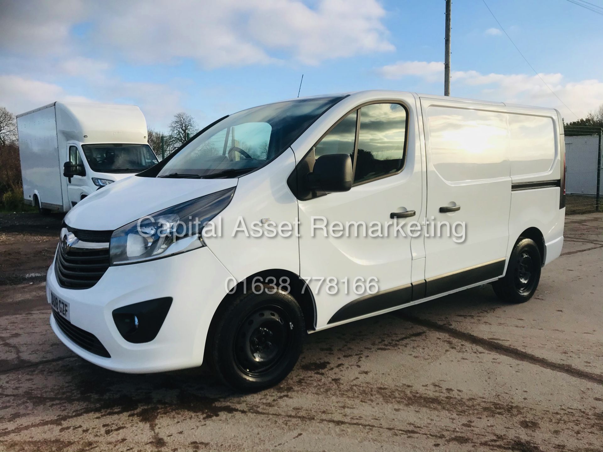 ON SALE VAUXHALL VIVARO CDTI "SPORTIVE" 1 OWNER (18 REG) AIR CON - ELEC PACK - CRUISE - GREAT SPEC - Image 2 of 25