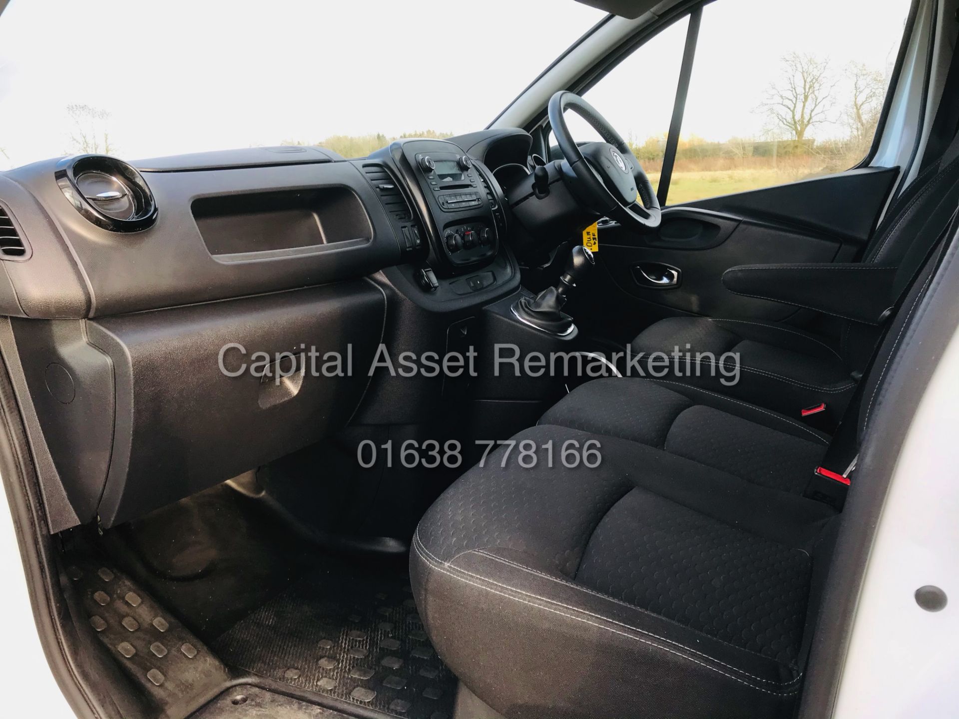 ON SALE VAUXHALL VIVARO CDTI "SPORTIVE" 1 OWNER (18 REG) AIR CON - ELEC PACK - CRUISE - GREAT SPEC - Image 23 of 25