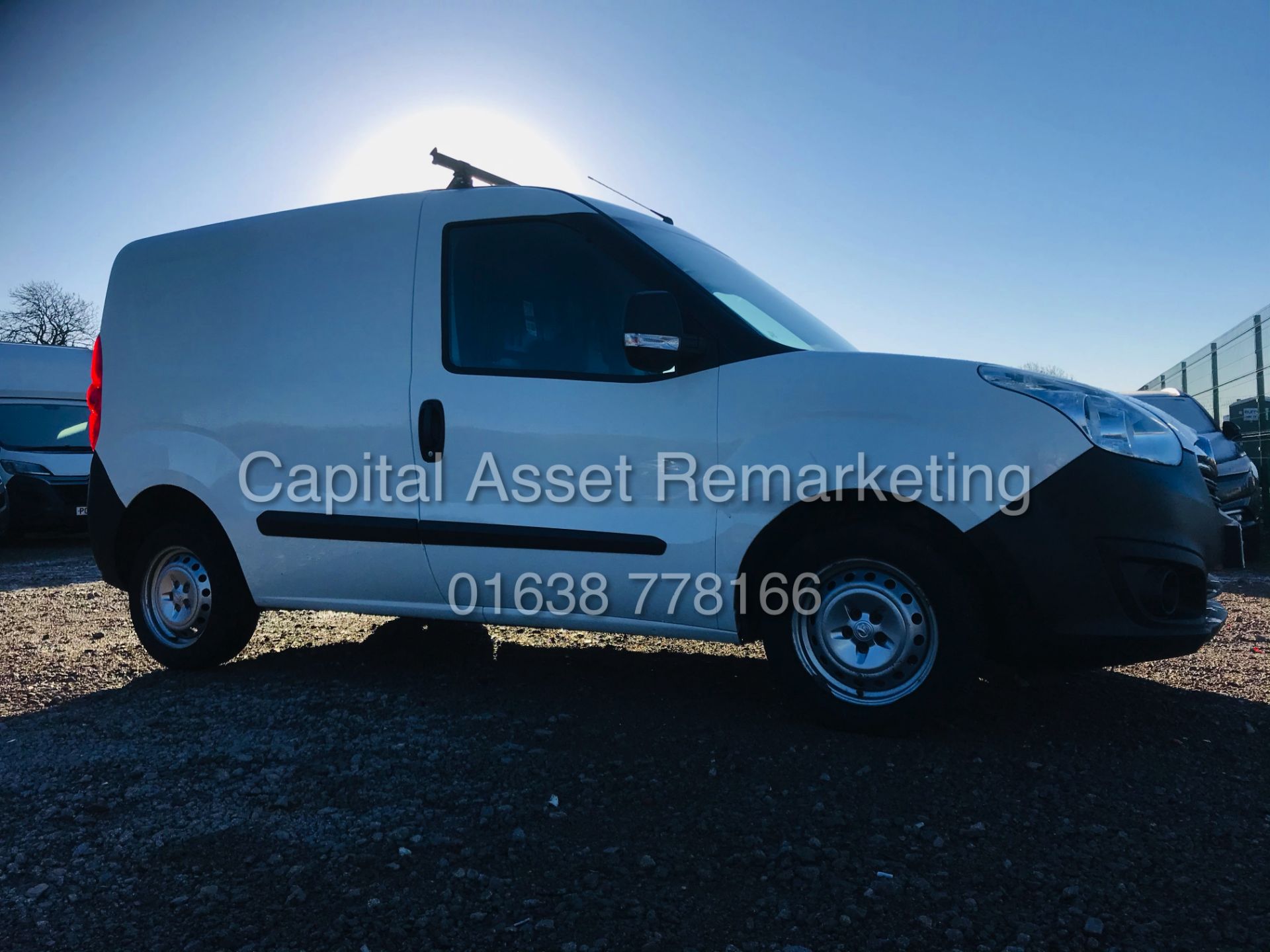 (ON SALE) VAUXHALL COMBO 2000 CDTI (2017 MODEL) 1 OWNER WITH HISTORY *EURO 6* ELEC PACK-SIDE DOOR - Image 3 of 11