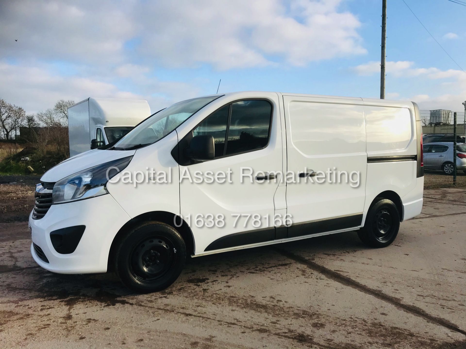 ON SALE VAUXHALL VIVARO CDTI "SPORTIVE" 1 OWNER (18 REG) AIR CON - ELEC PACK - CRUISE - GREAT SPEC