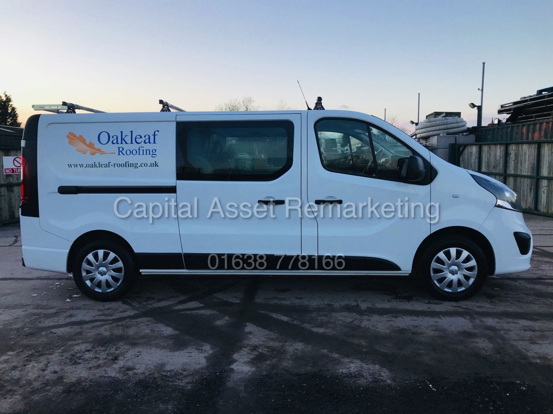 ON SALE VAUXHALL VIVARO "SPORTIVE" 2900 LWB *6 SEATER DUALINER* 1 OWNER -19 REG - LOW MILEAGE - - Image 8 of 27