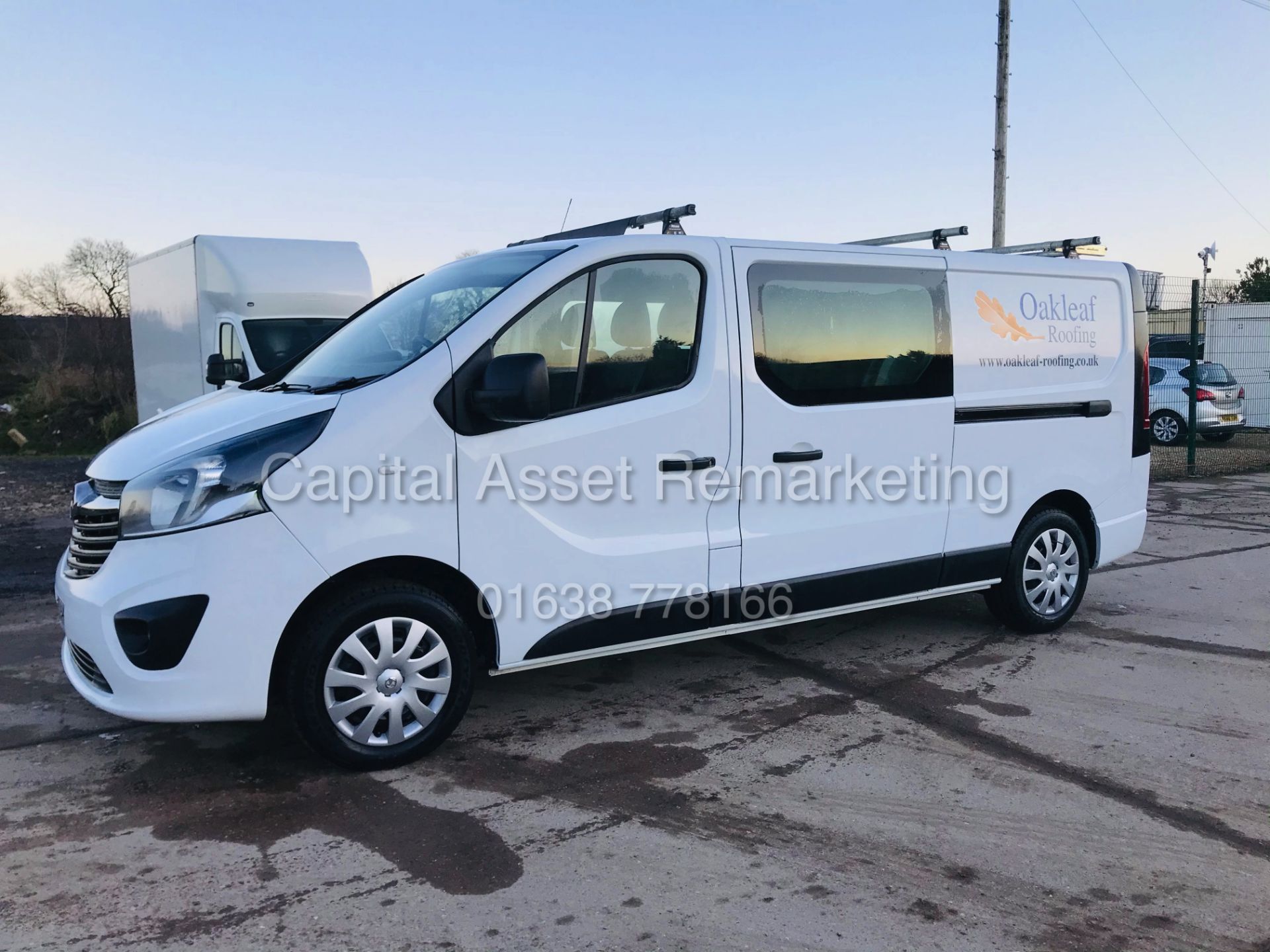 ON SALE VAUXHALL VIVARO "SPORTIVE" 2900 LWB *6 SEATER DUALINER* 1 OWNER -19 REG - LOW MILEAGE -