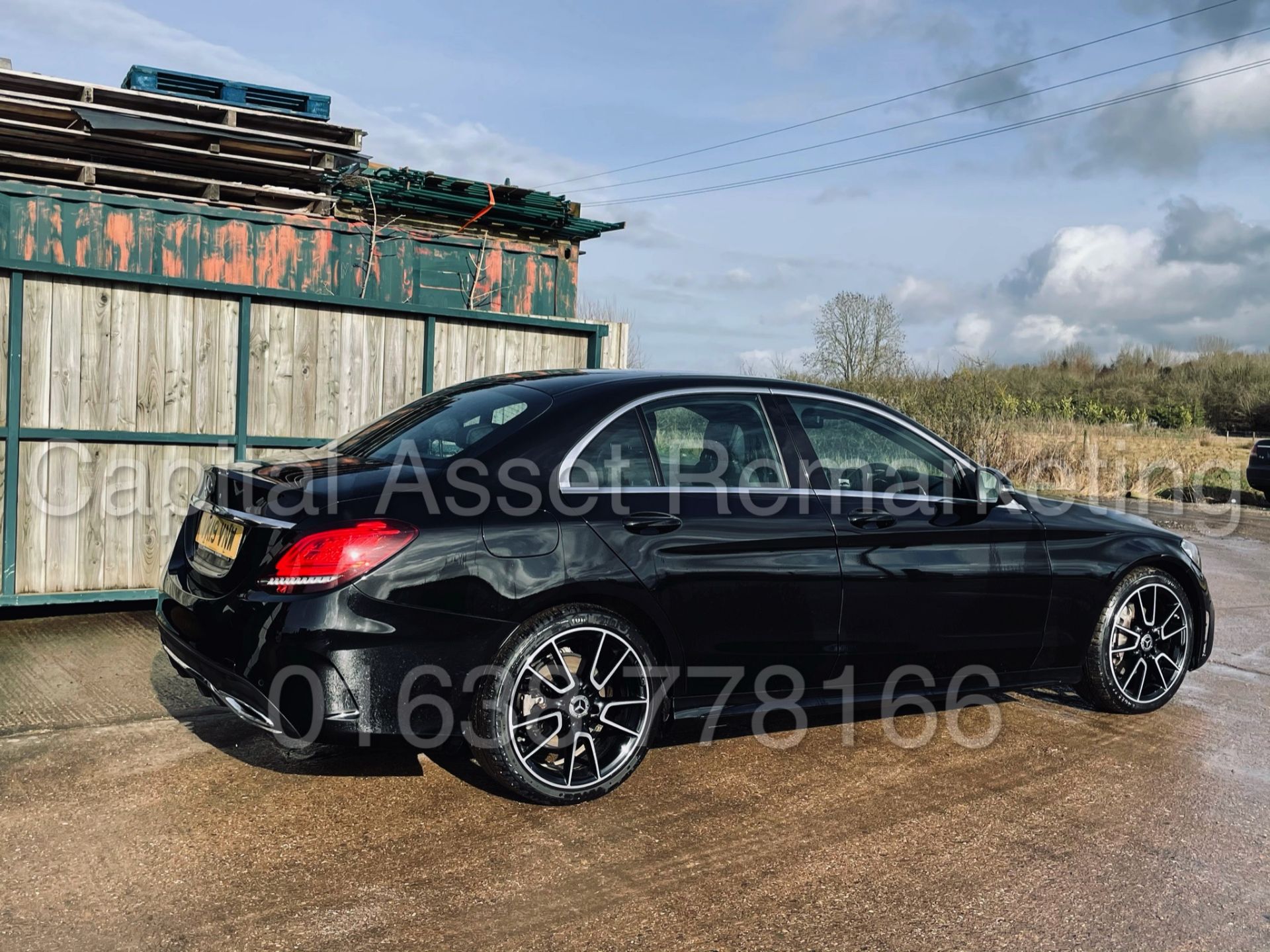 (ON SALE) MERCEDES-BENZ C220D *AMG- PREMIUM* SALOON (2019) '9-G TRONIC - NAV' *TOP SPEC* (1 OWNER) - Image 13 of 48