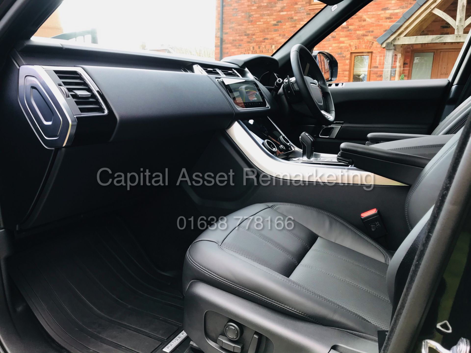 (ON SALE) RANGE ROVER SPORT "HSE - BLACK" 3.0D MHEV-D300 (2021 MODEL - NEW SPEC) PAN ROOF -MEGA SPEC - Image 17 of 47