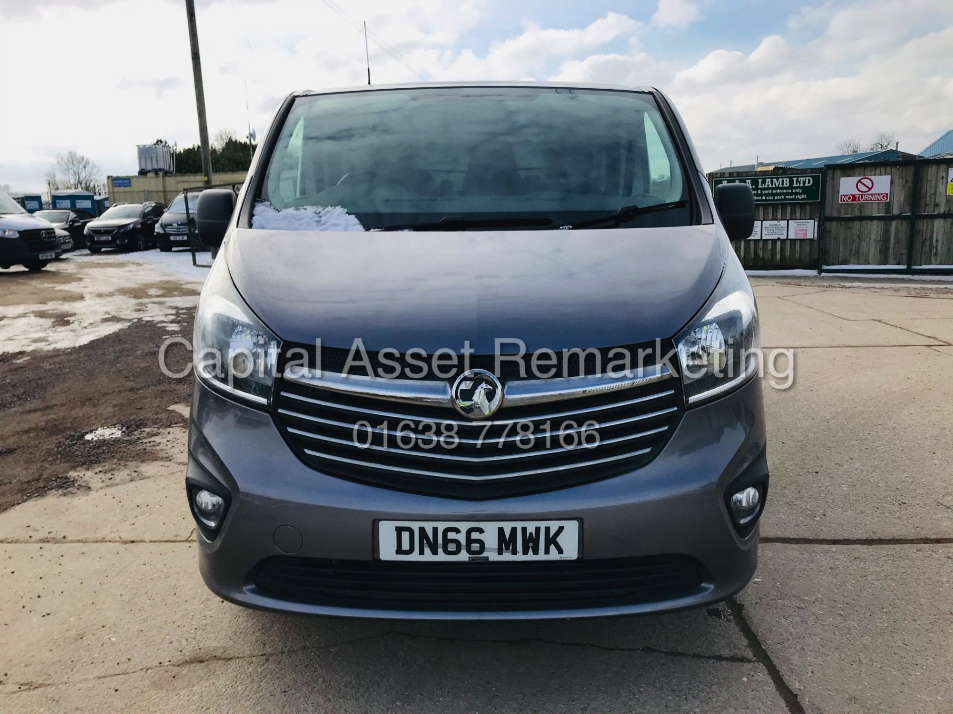 ON SALE VAUXHALL VIVARO "SPORTIVE" 1.6CDTI (120) SPORT VAN (2017 MODEL) 65K MILES -AIR CON -EURO 6 - Image 4 of 25