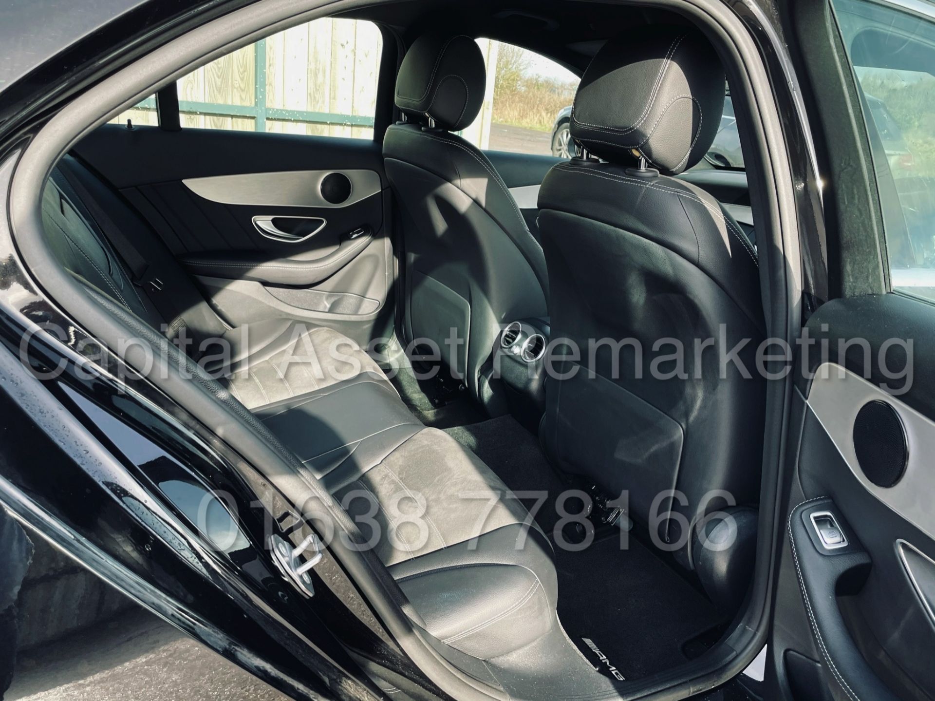 (ON SALE) MERCEDES-BENZ C220D *AMG- PREMIUM* SALOON (2019) '9-G TRONIC - NAV' *TOP SPEC* (1 OWNER) - Image 29 of 48