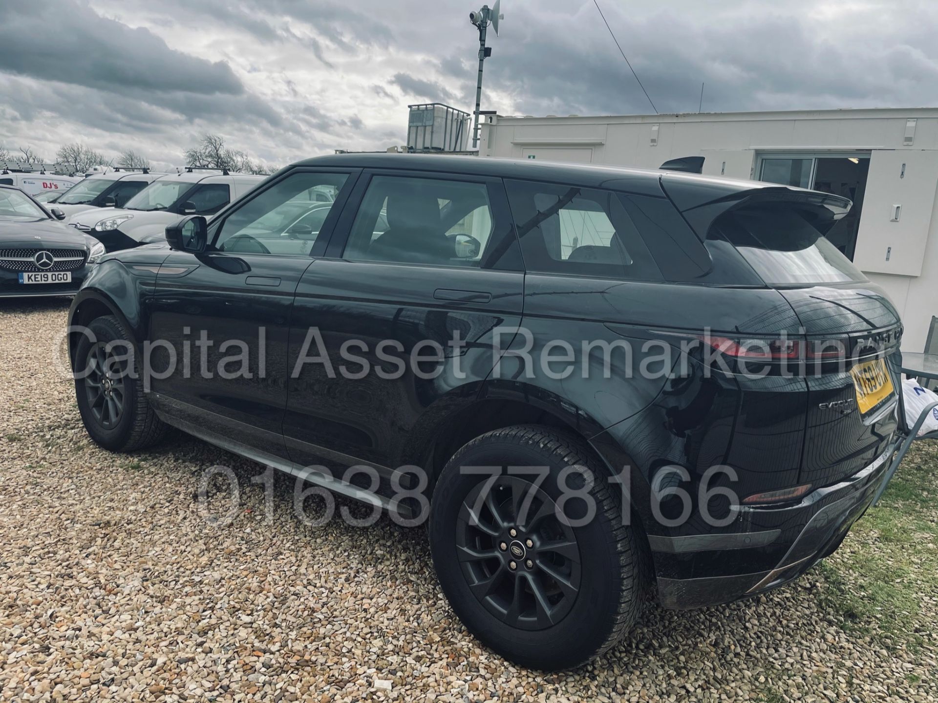 (On Sale) RANGE ROVER EVOQUE *R-DYNAMIC* (69 REG - NEW MODEL) '2.0 D150' (1 OWNER) **MASSIVE SPEC** - Image 9 of 21