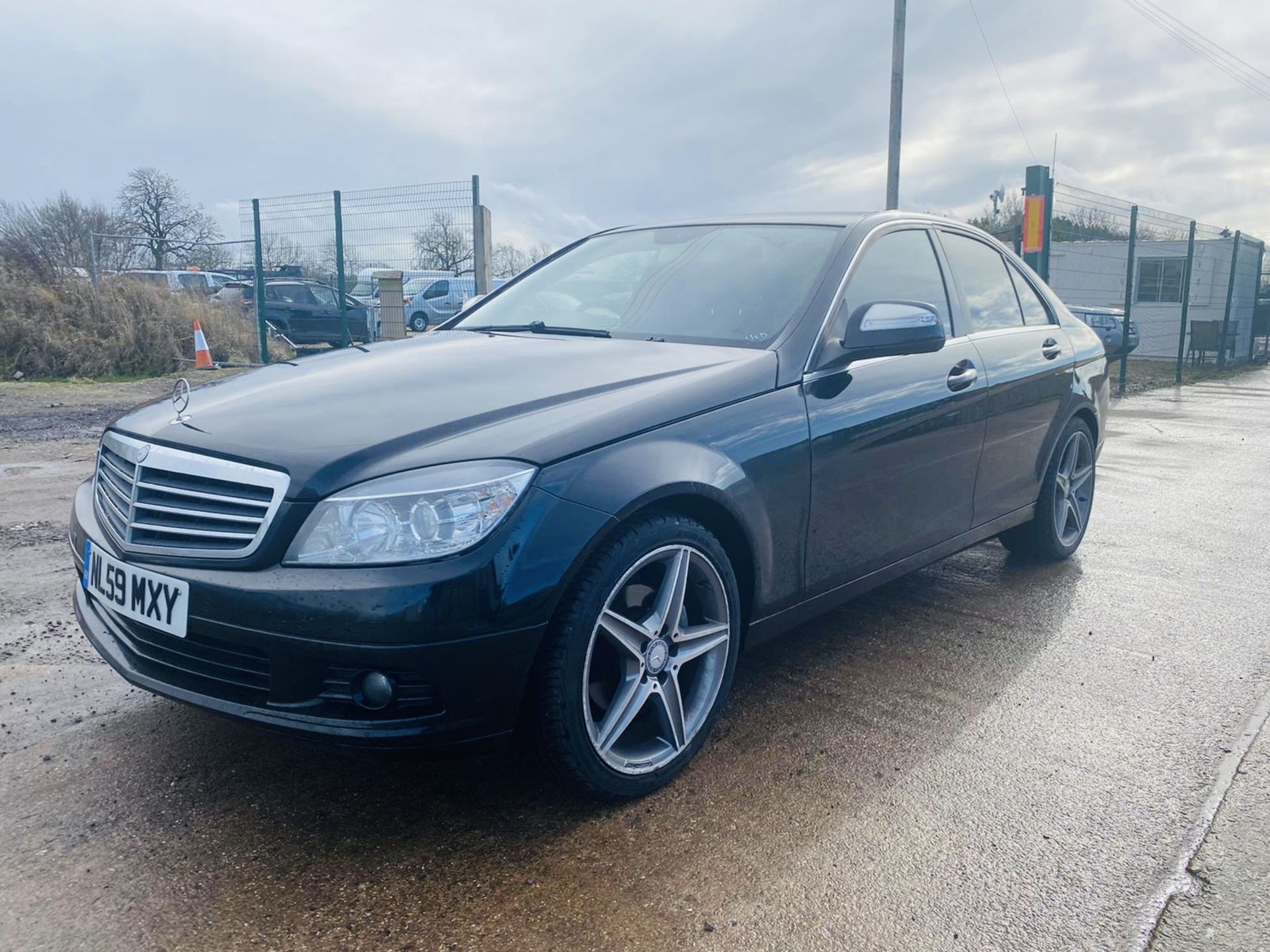 On Sale MERCEDES C220CDI "SE" SPECIAL EQUIPMENT AUTOMATIC - 2010 MODEL- BLACK - AMG ALLOYS - NO VAT