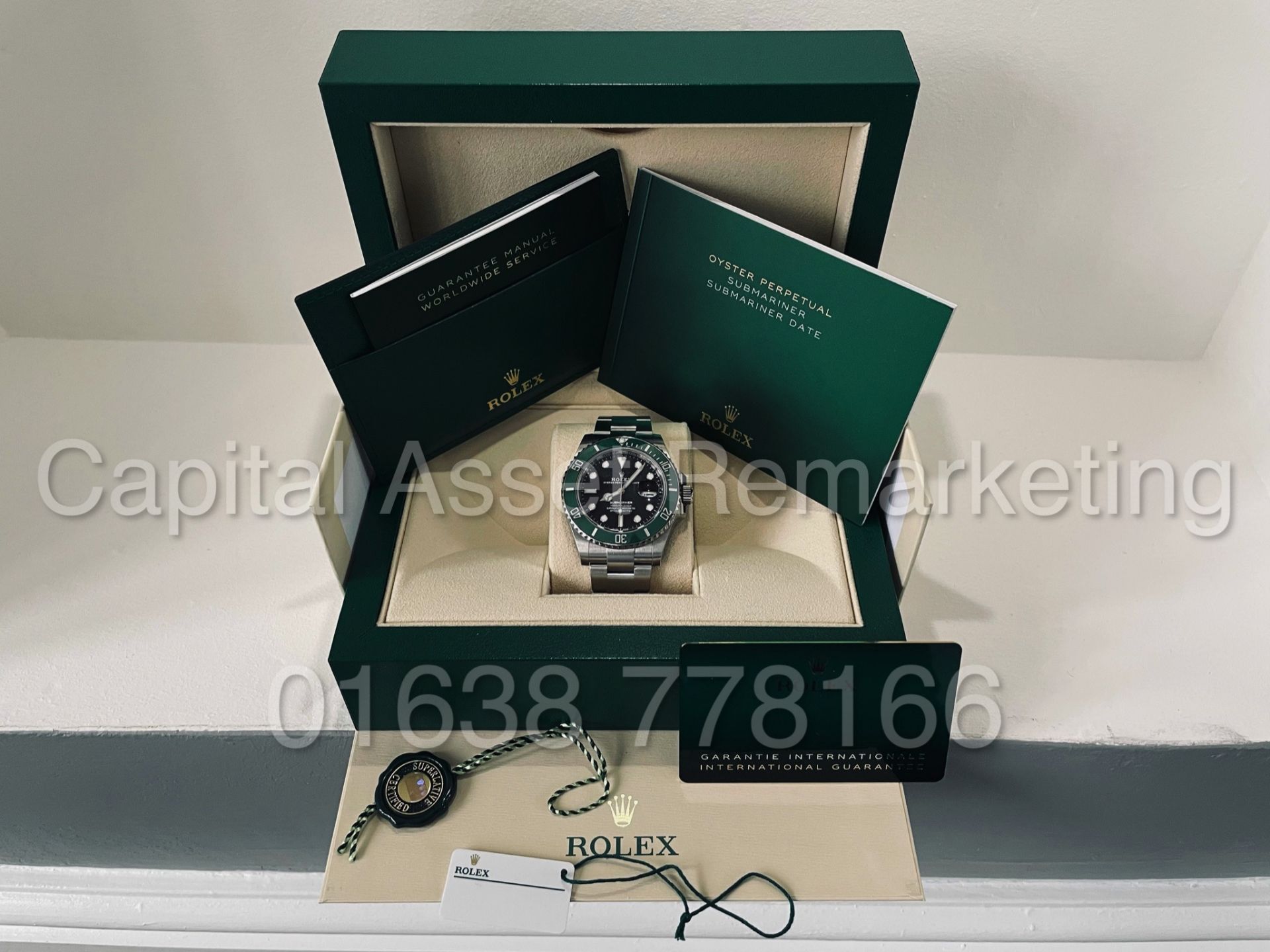 (On Sale) ROLEX SUBMARINER 41MM OYSTER STEEL *GREEN DIAL / KERMIT* (2021-NEW/UNWORN) *BEAT THE WAIT* - Image 4 of 6