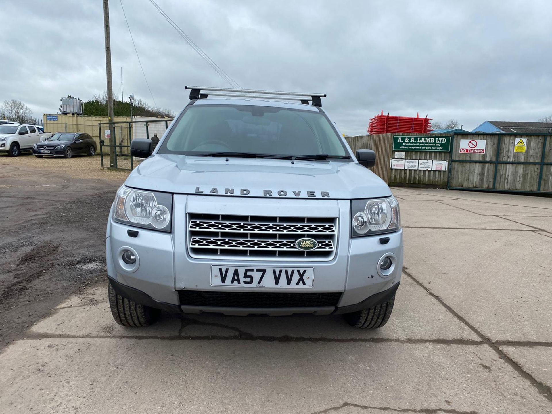 ON SALE LANDROVER FREELANDER GS 2.2TD4 (2008 REG) SILVER - GREAT SPEC -ALLOYS - NEW SHAPE - NO VAT - Image 6 of 16