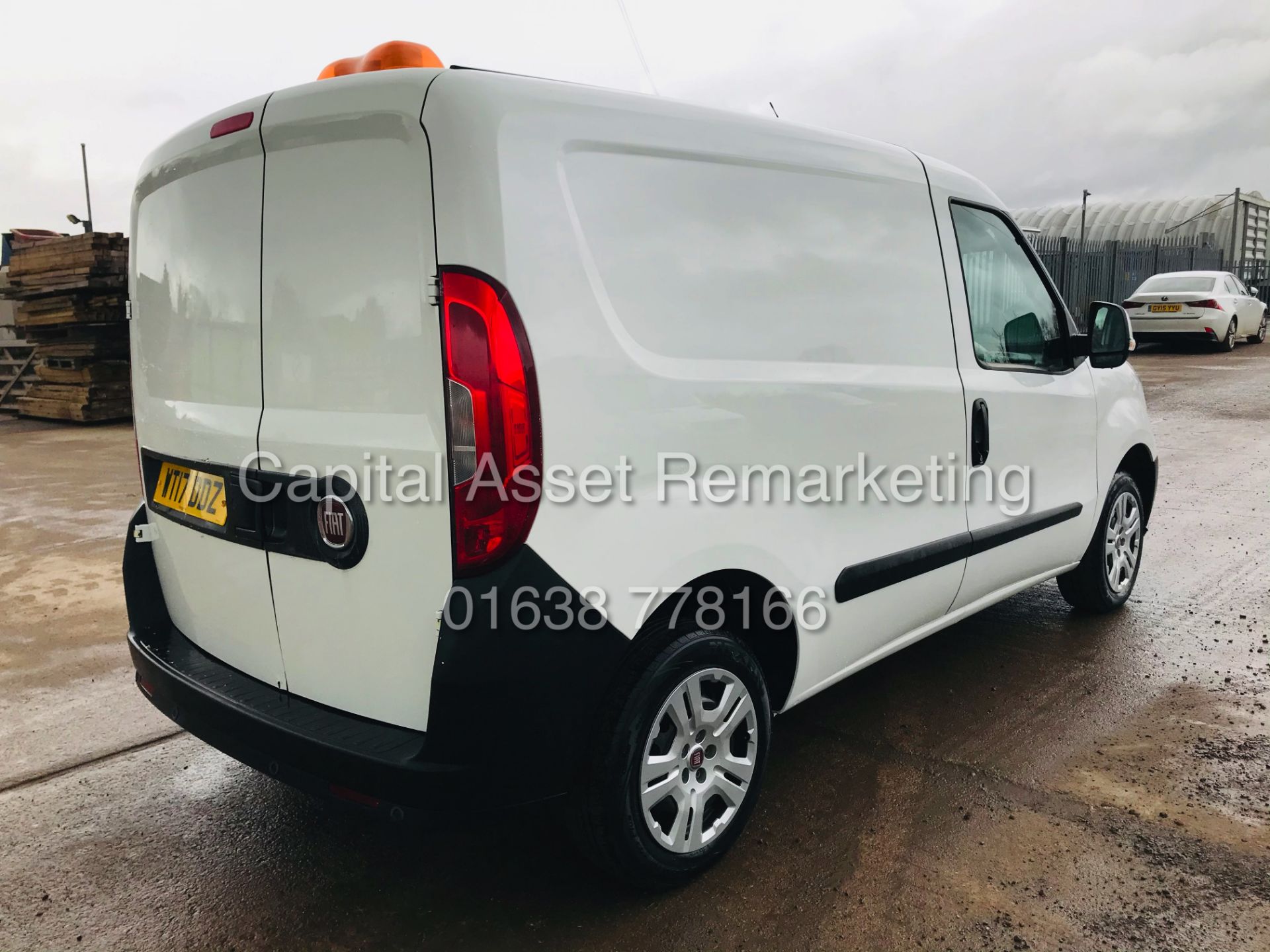 (ON SALE) FIAT DOBLO "SX" MULTI-JET (17 REG - NEW SHAPE) AIR CON - CRUISE - ELEC PACK - SIDE DOOR - Image 9 of 20