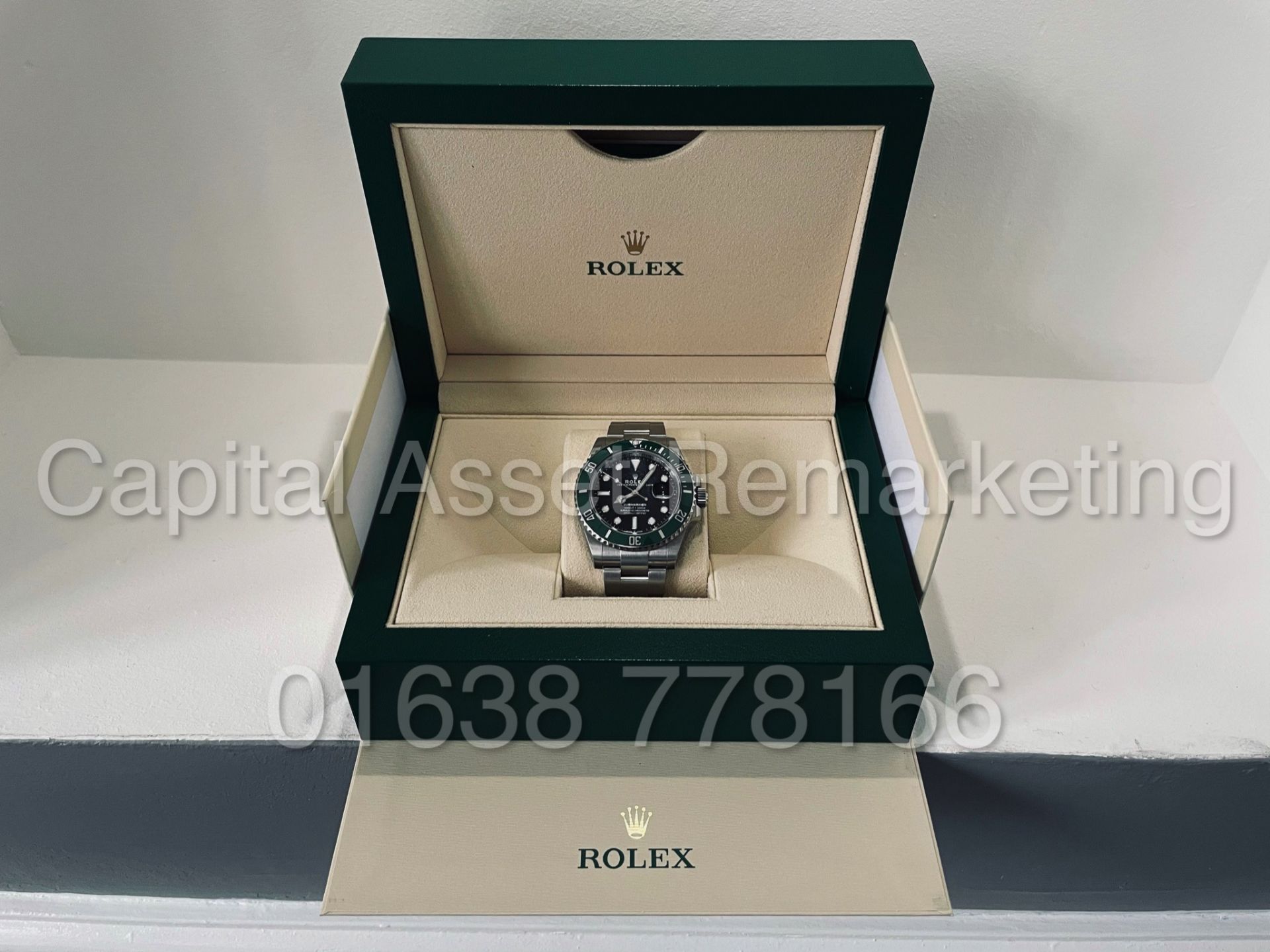 (On Sale) ROLEX SUBMARINER 41MM OYSTER STEEL *GREEN DIAL / KERMIT* (2021-NEW/UNWORN) *BEAT THE WAIT* - Image 5 of 6