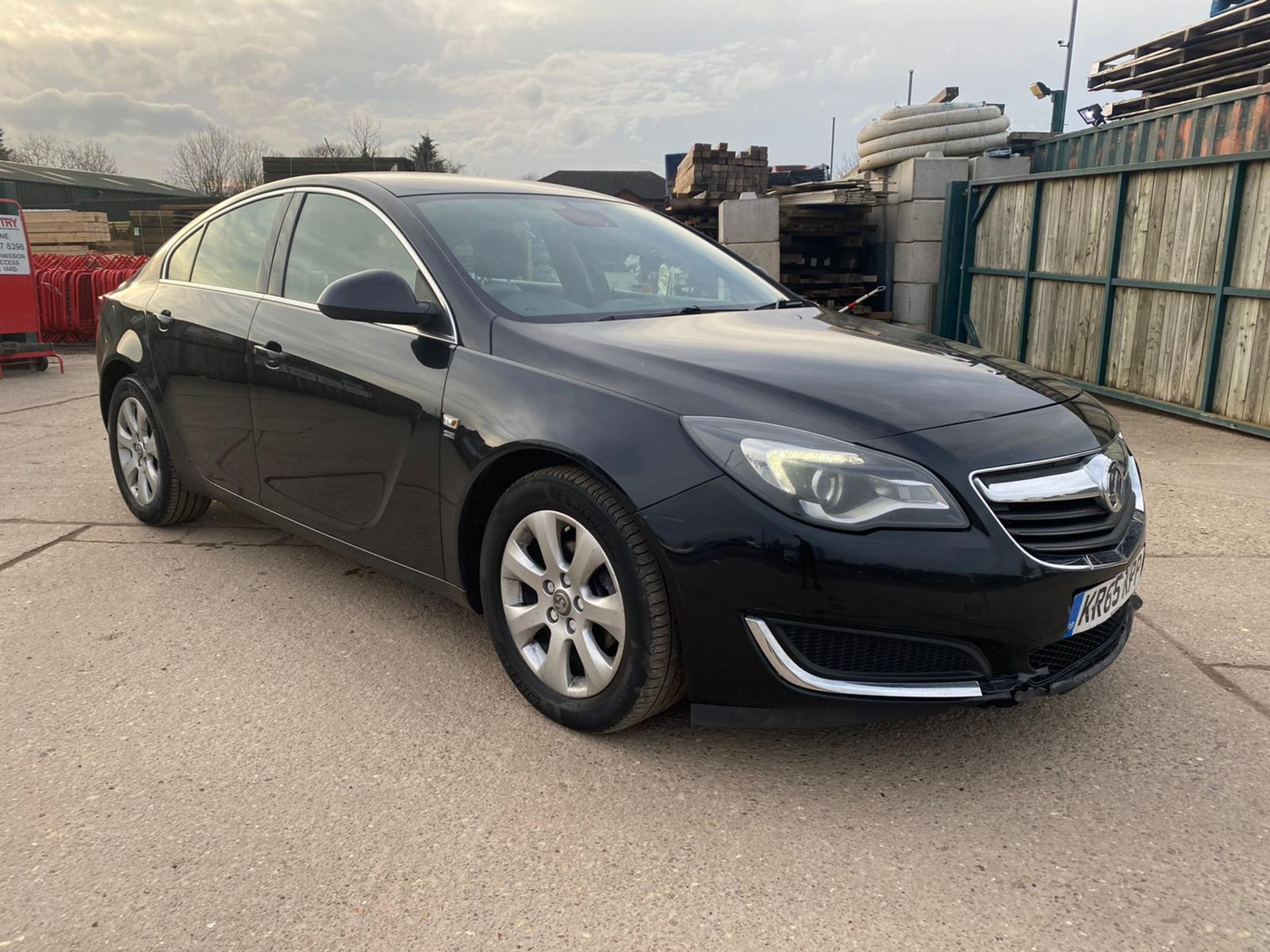 ON SALE VAUXHALL INSIGNIA 1.6CDTI "SE" ECOFLEX S/S (2016 MODEL) AIR CON - ALLOYS - GREAT SPEC- BLACK - Image 7 of 14