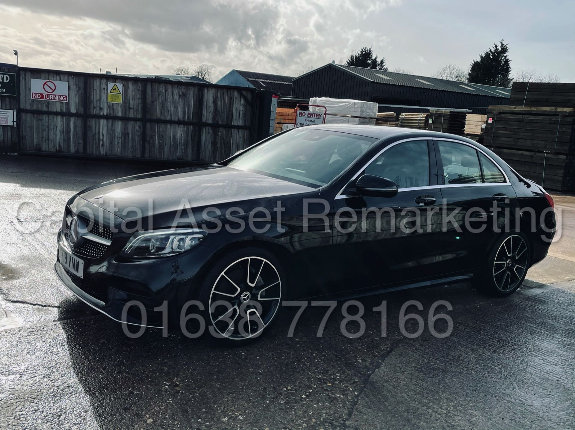 MERCEDES-BENZ C220D *AMG- PREMIUM* SALOON (2019 - NEW MODEL) '9-G TRONIC - NAV' *TOP SPEC* (1 OWNER) - Image 7 of 48