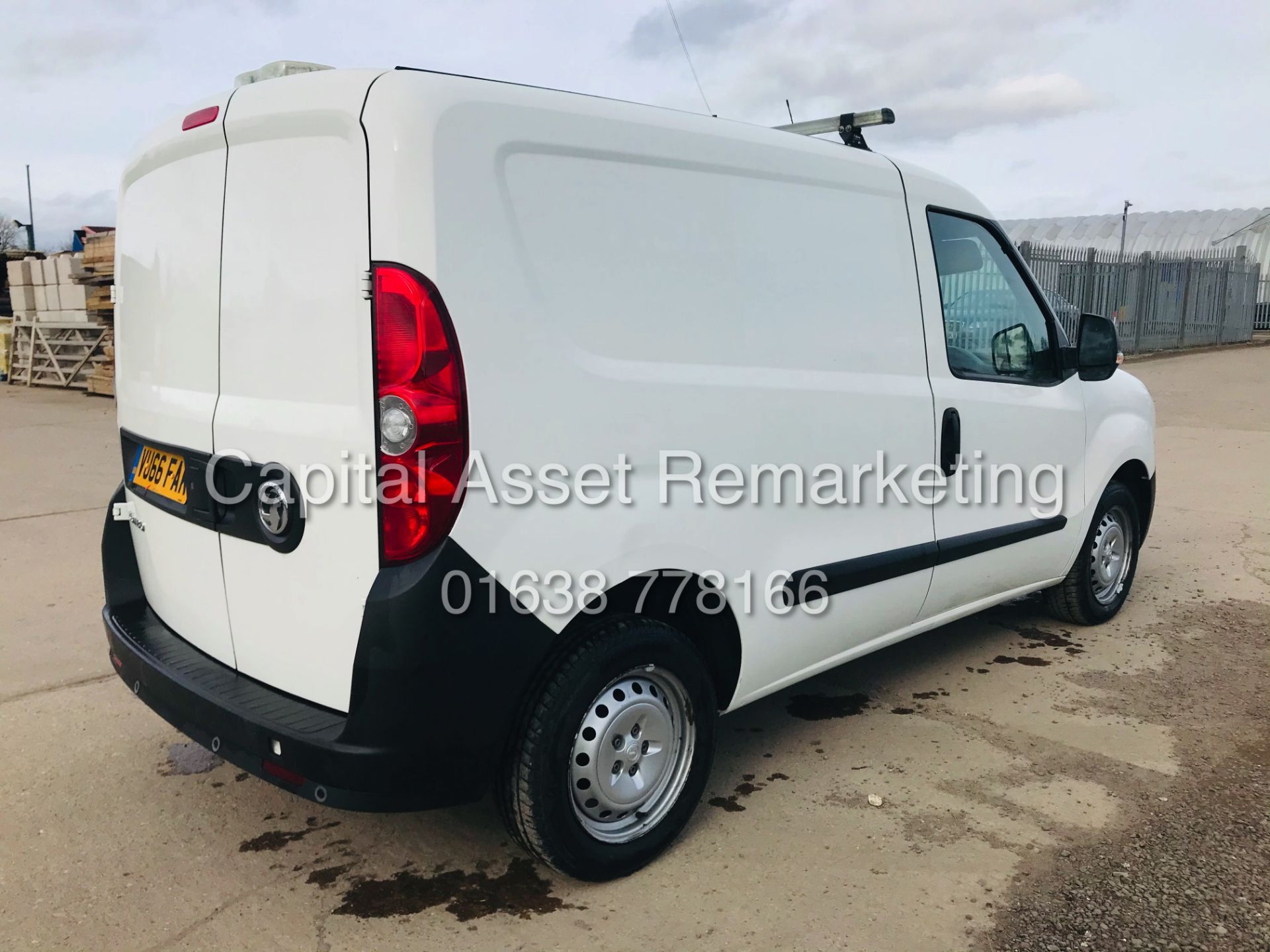 ON SALE VAUXHALL COMBO 2000 CDTI (2017 MODEL) 1 OWNER - ELEC PACK - SIDE LOADING DOOR - Image 8 of 16