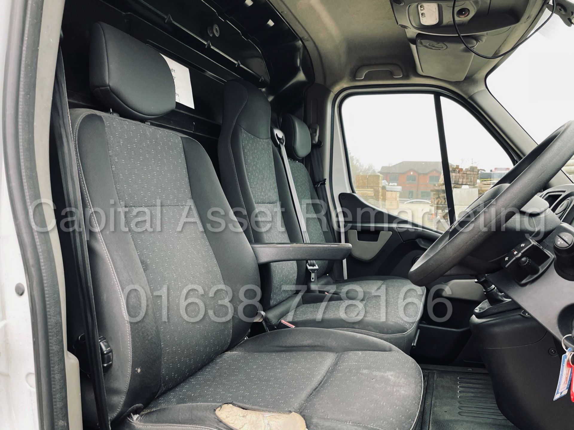 (ON SALE) VAUXHALL MOVANO F3500 *LWB - LOW LOADER / LUTON BOX VAN* (2017 - EURO 6) '2.3 CDTI' *A/C* - Image 24 of 39