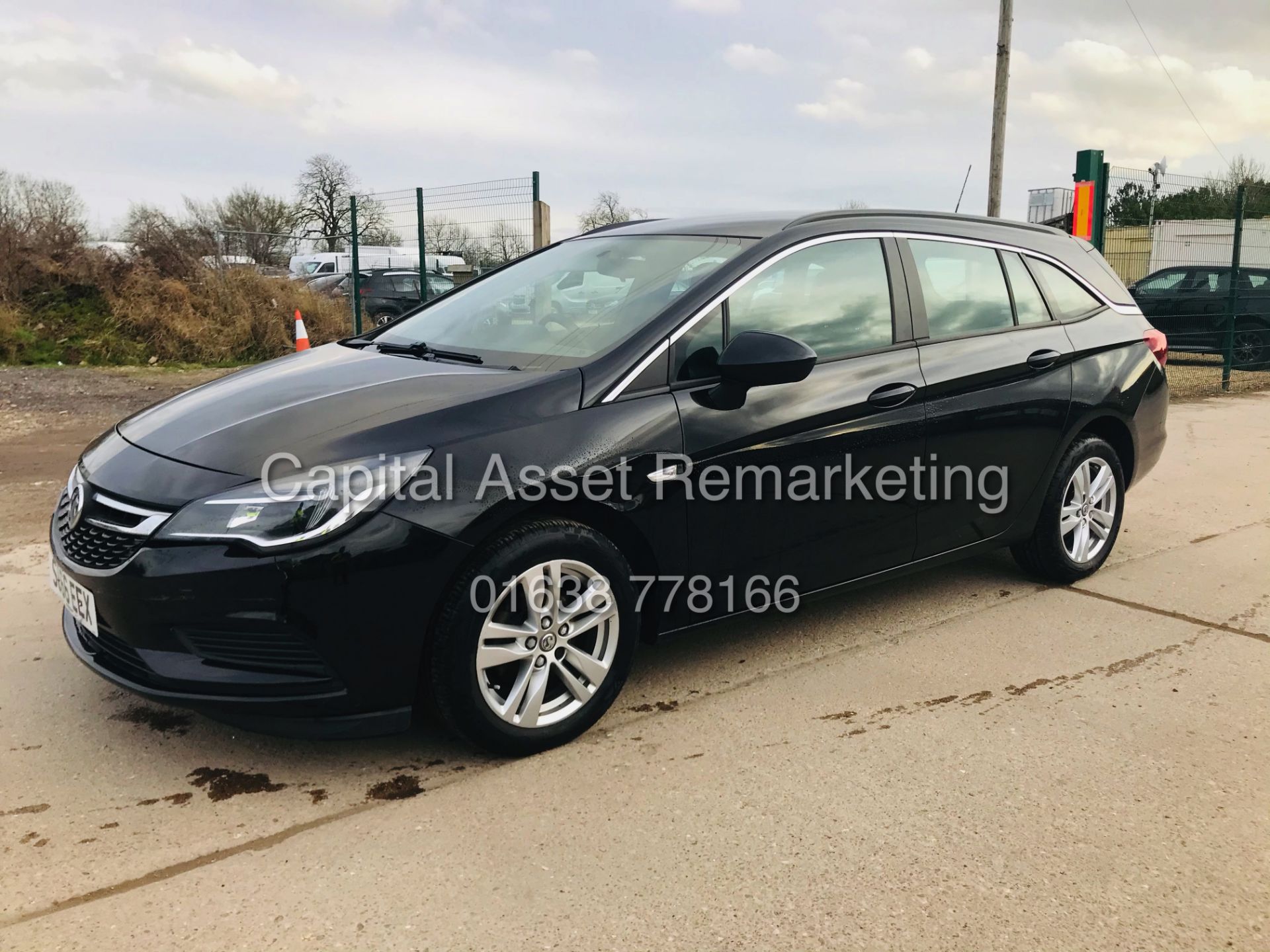 (ON SALE) VAUXHALL ASTRA 1.6CDTI "DESIGN ECOFLEX" 1 OWNER - AC - ELEC PACK - ALLOYS - Image 6 of 25