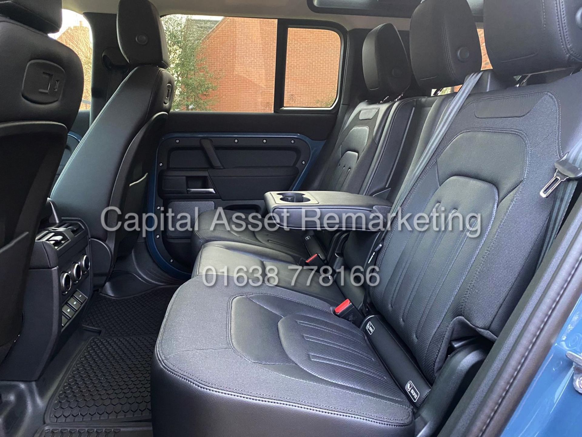 (On Sale) LAND ROVER DEFENDER 110 (NEW MODEL) 7 SEATER- AUTO- LEATHER- SAT NAV- (70 REG) - HUGE SPEC - Image 32 of 32