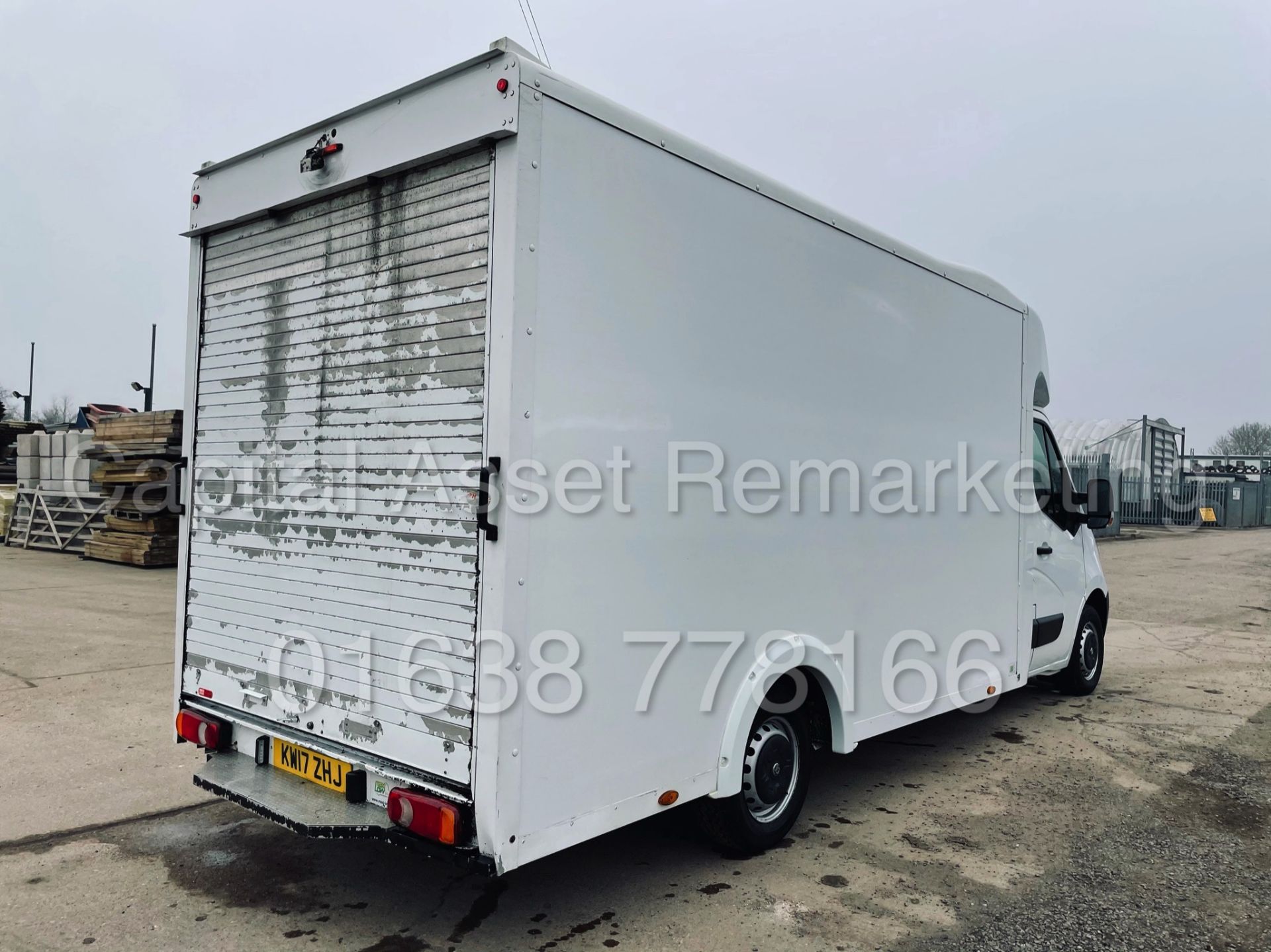 (ON SALE) VAUXHALL MOVANO F3500 *LWB - LOW LOADER / LUTON BOX VAN* (2017 - EURO 6) '2.3 CDTI' *A/C* - Image 12 of 39