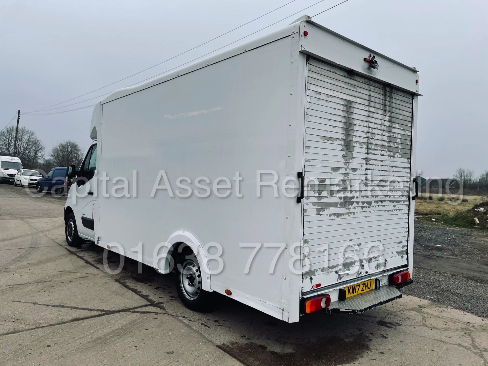 (ON SALE) VAUXHALL MOVANO F3500 *LWB - LOW LOADER / LUTON BOX VAN* (2017 - EURO 6) '2.3 CDTI' *A/C* - Image 10 of 39